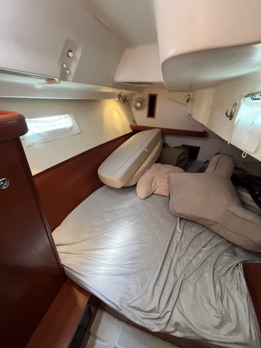 2006 Beneteau Oceanis 393 - Photo 34