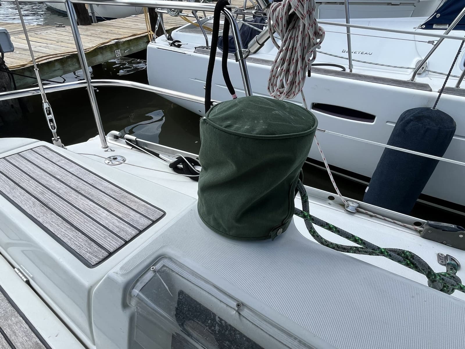 2006 Beneteau Oceanis 393 - Photo 79