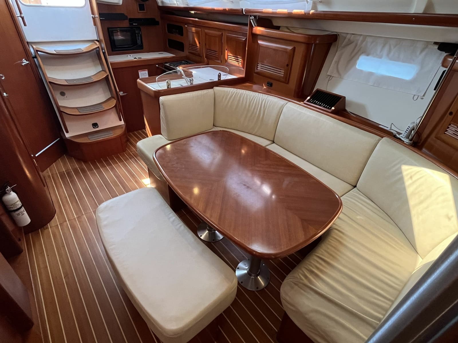 2006 Beneteau Oceanis 393 - Photo 13