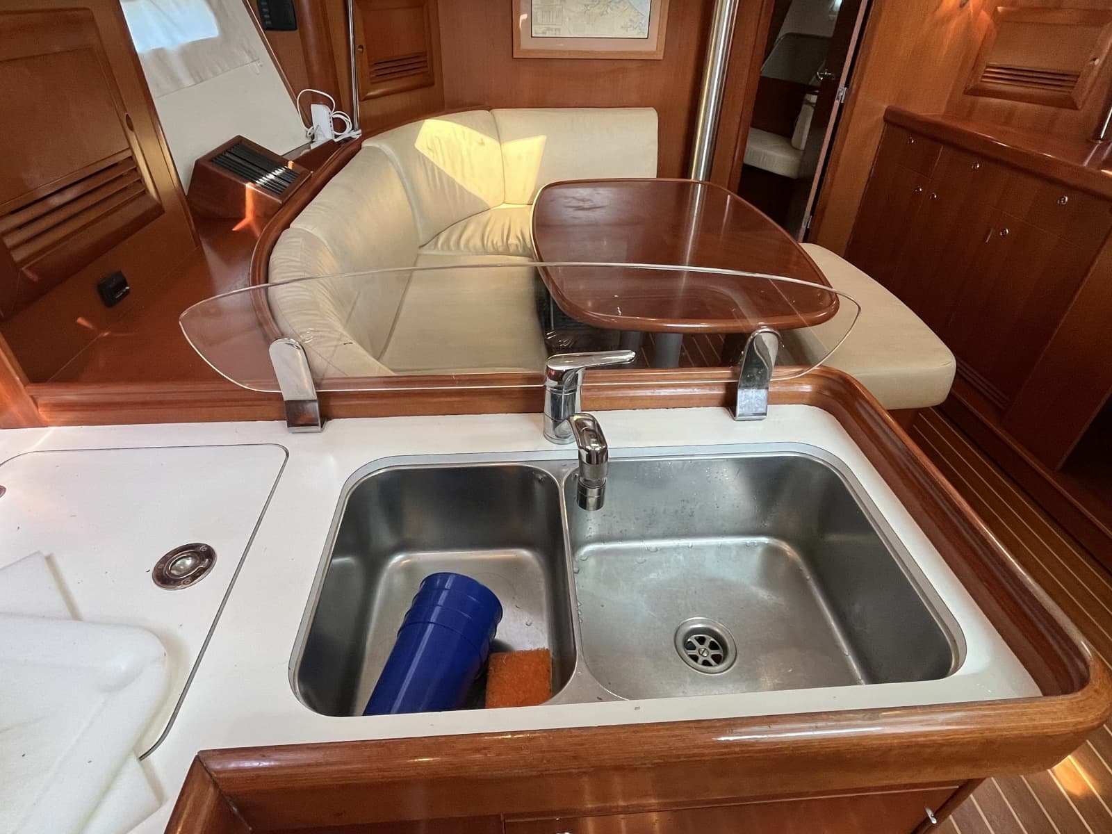 2006 Beneteau Oceanis 393 - Photo 25