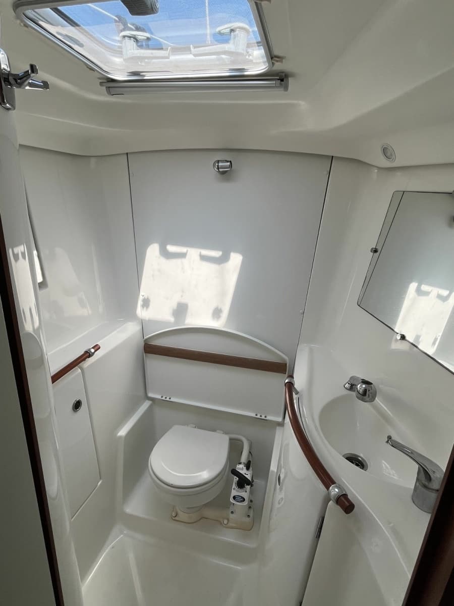 2006 Beneteau Oceanis 393 - Photo 54