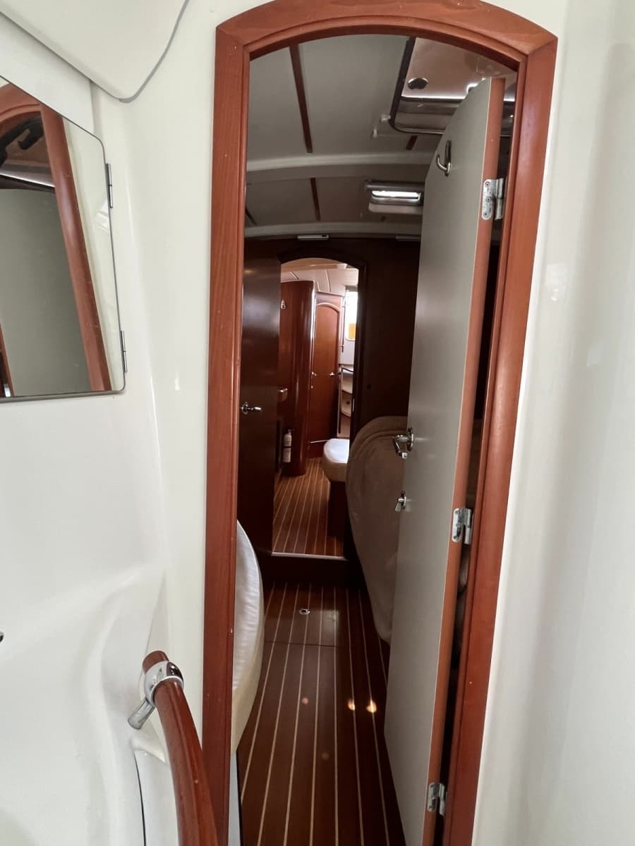 2006 Beneteau Oceanis 393 - Photo 38