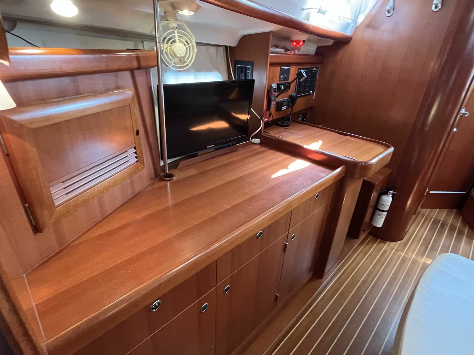 2006 Beneteau Oceanis 393 - Photo 12