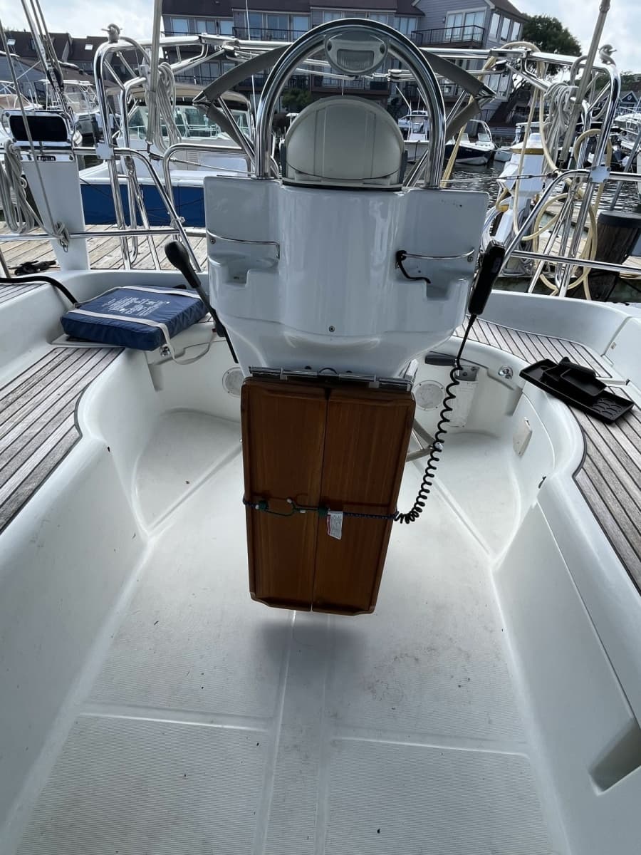 2006 Beneteau Oceanis 393 - Photo 83