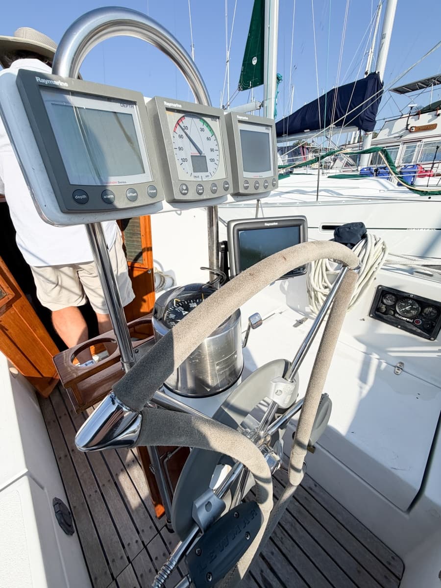 1989 Nonsuch 33 - Photo 10