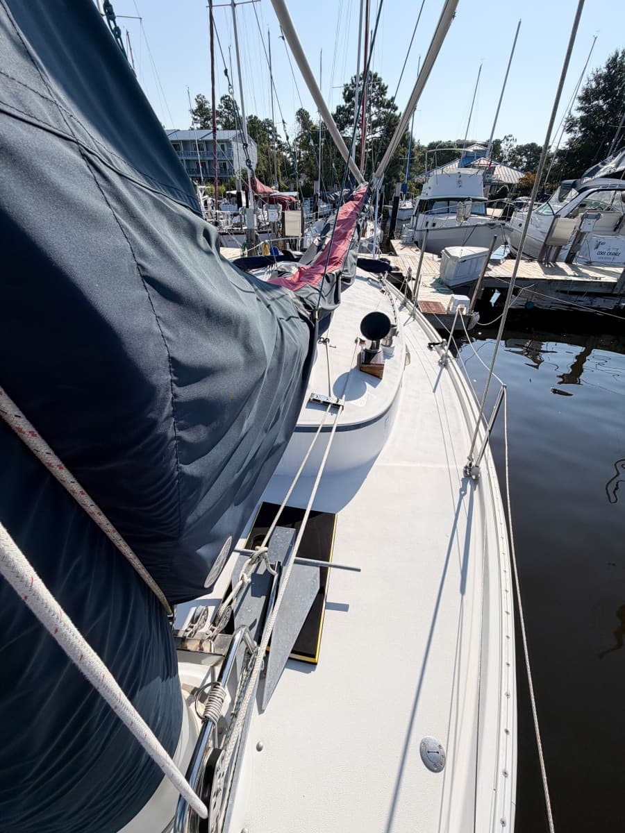 1989 Nonsuch 33 - Photo 6