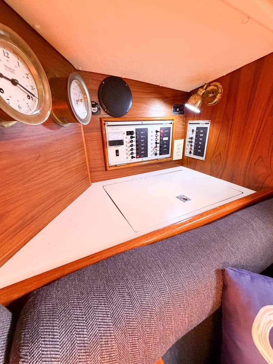 1989 Nonsuch 33 - Photo 37