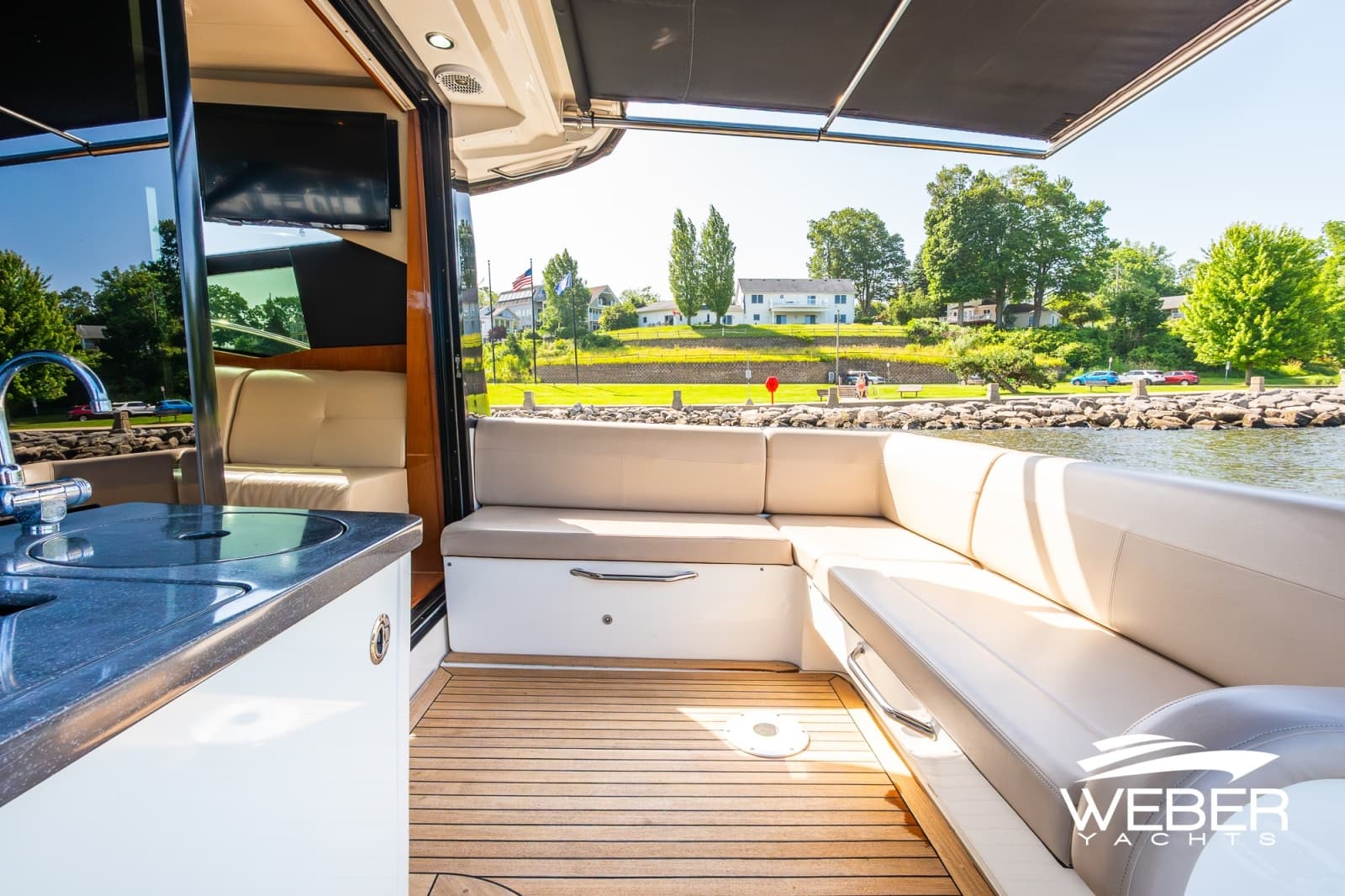 2015 Sea Ray  - Photo 12