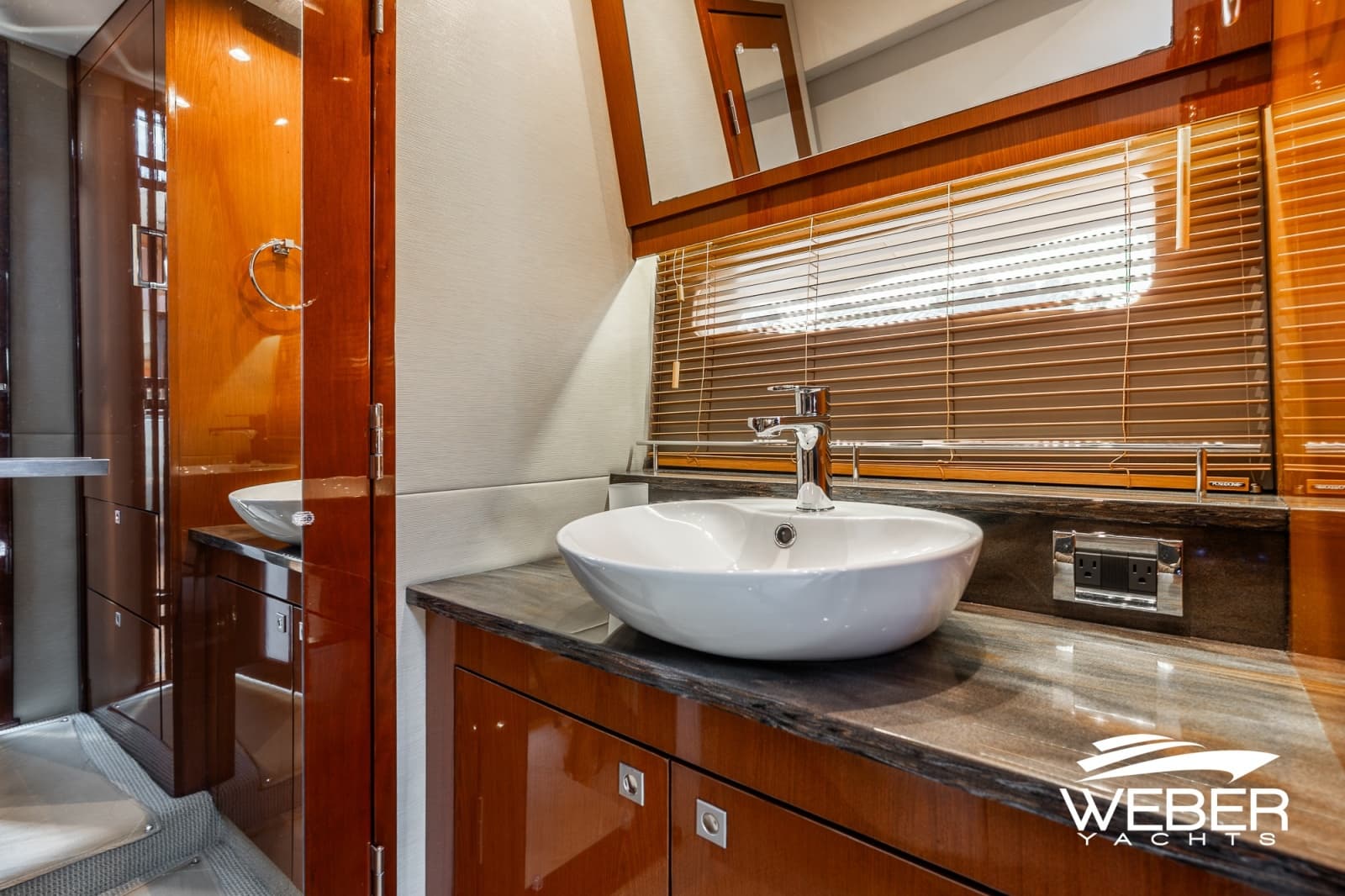 2015 Sea Ray  - Photo 32