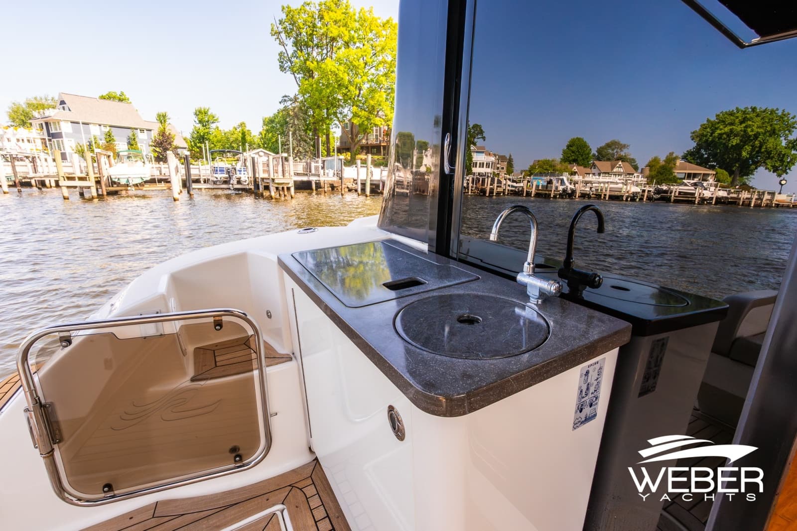 2015 Sea Ray  - Photo 10