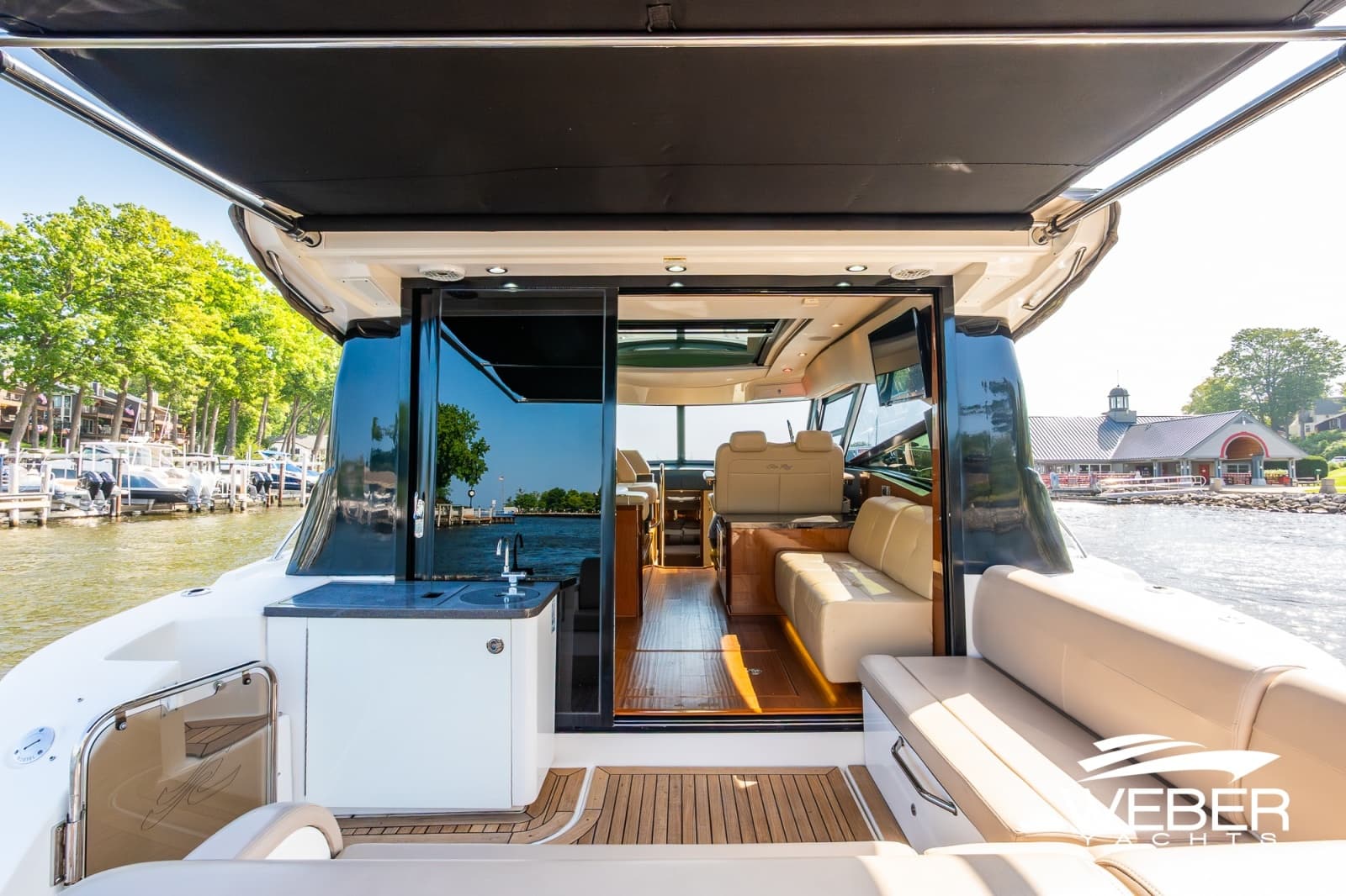 2015 Sea Ray  - Photo 11