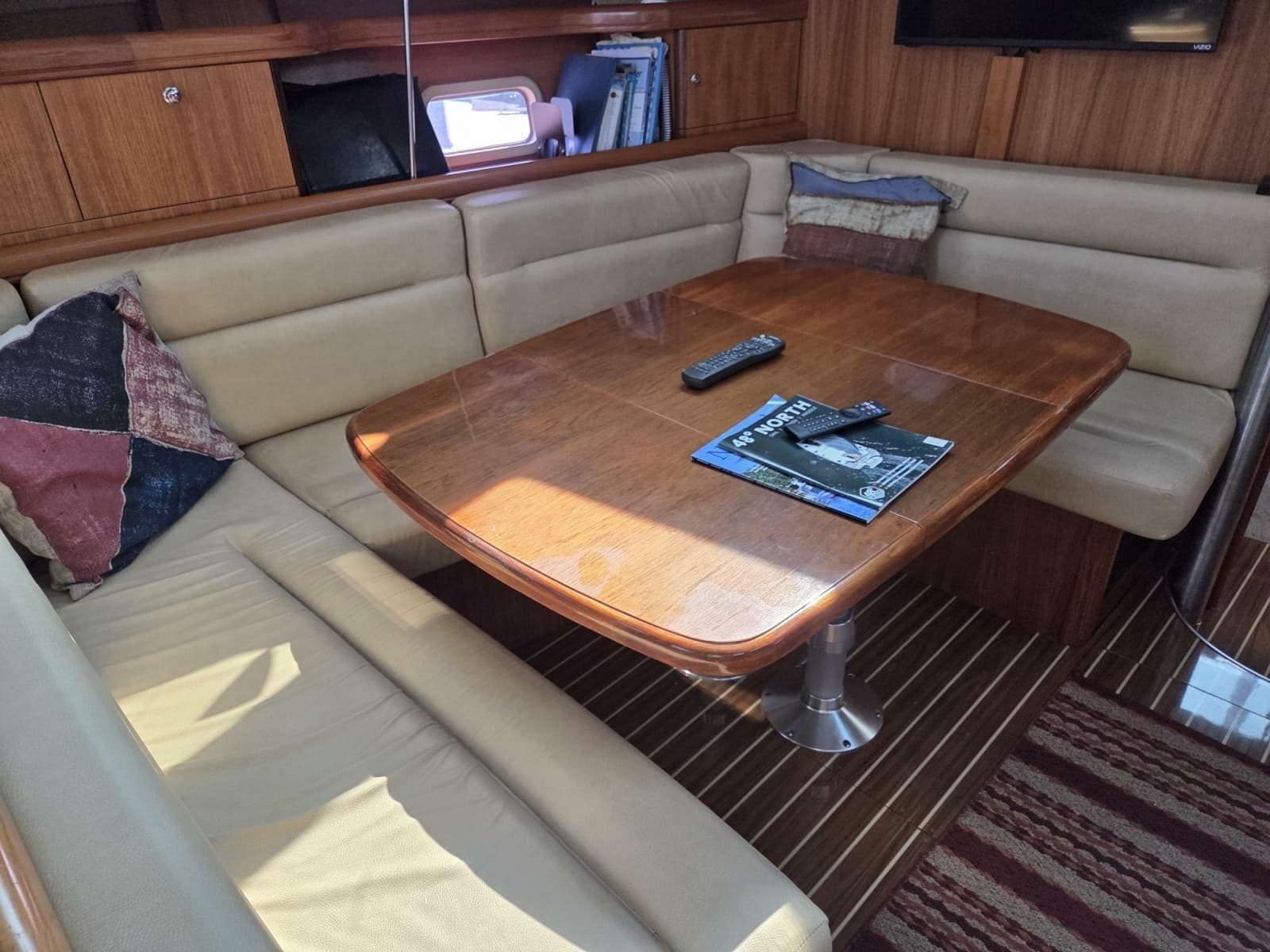 2007 Hunter 44 Deck Salon - Photo 14