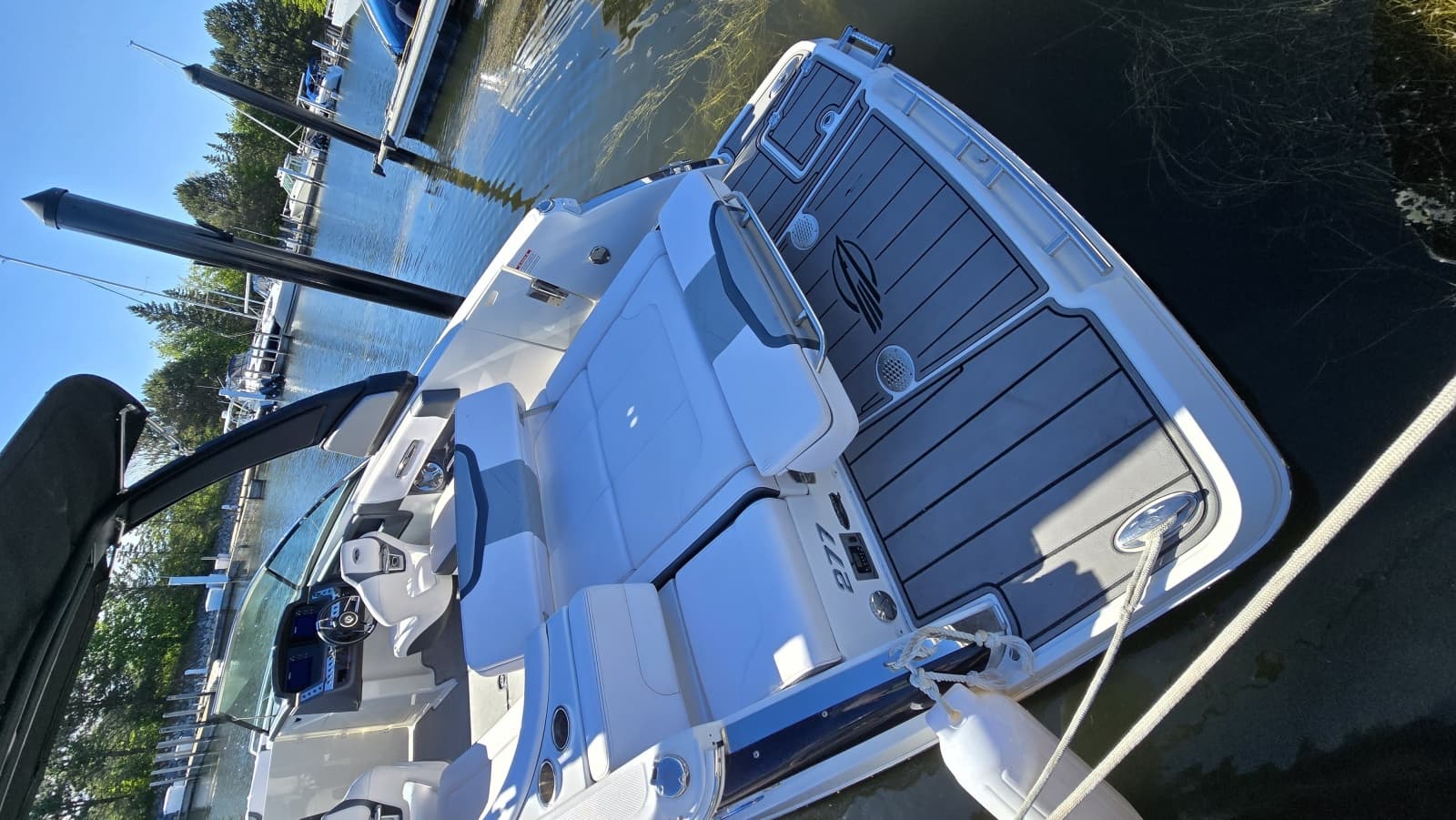 2019 Chaparral  - Photo 7