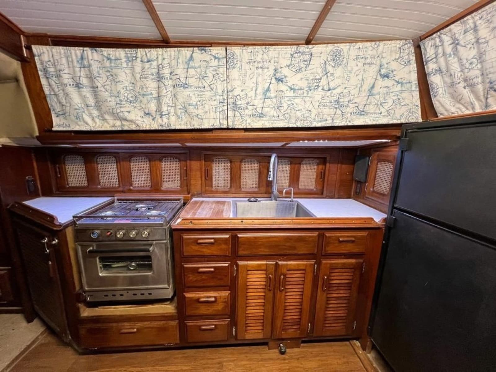 1978 Islander Freeport 41 - Photo 25