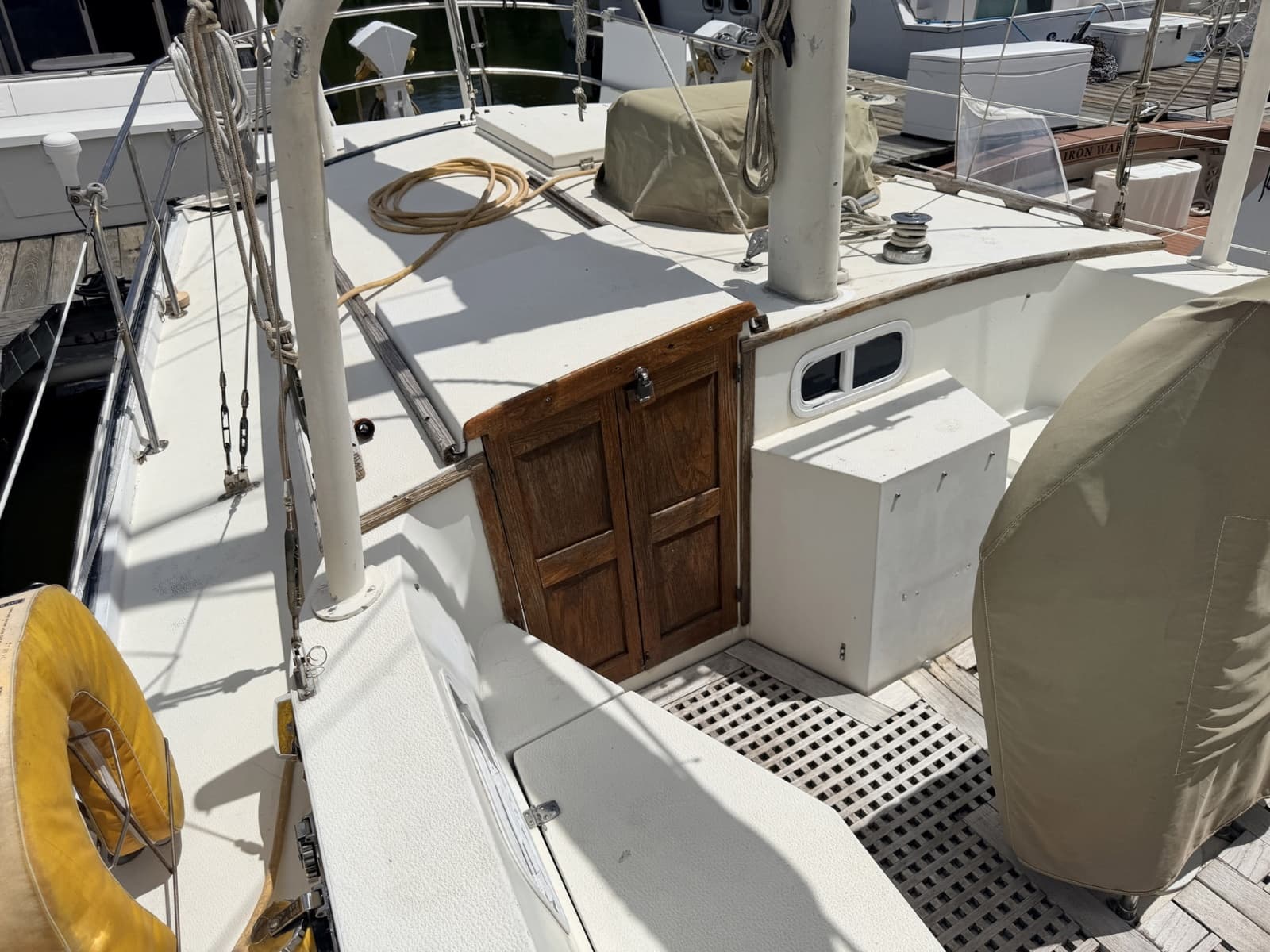 1978 Islander Freeport 41 - Photo 18