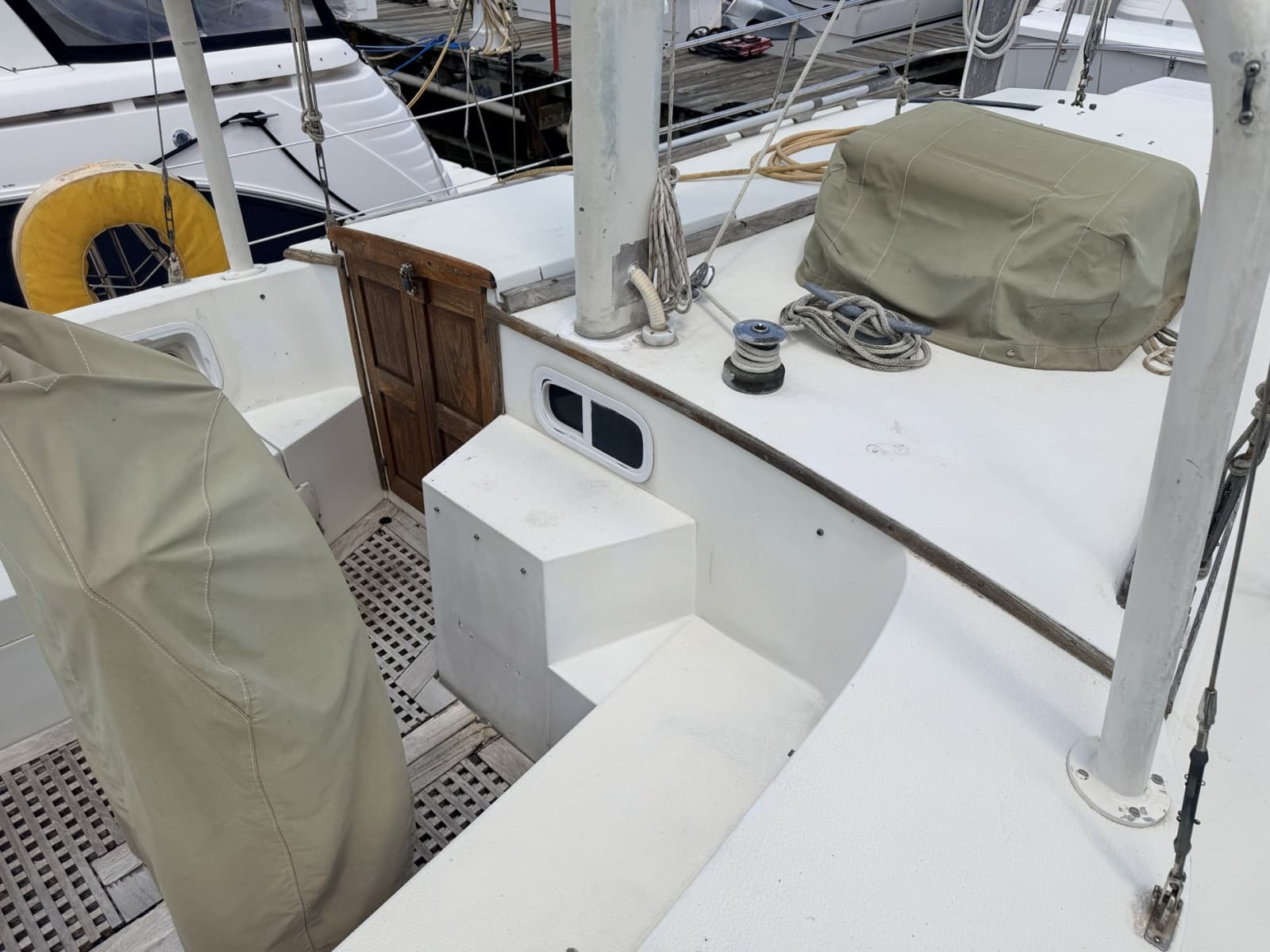 1978 Islander Freeport 41 - Photo 15