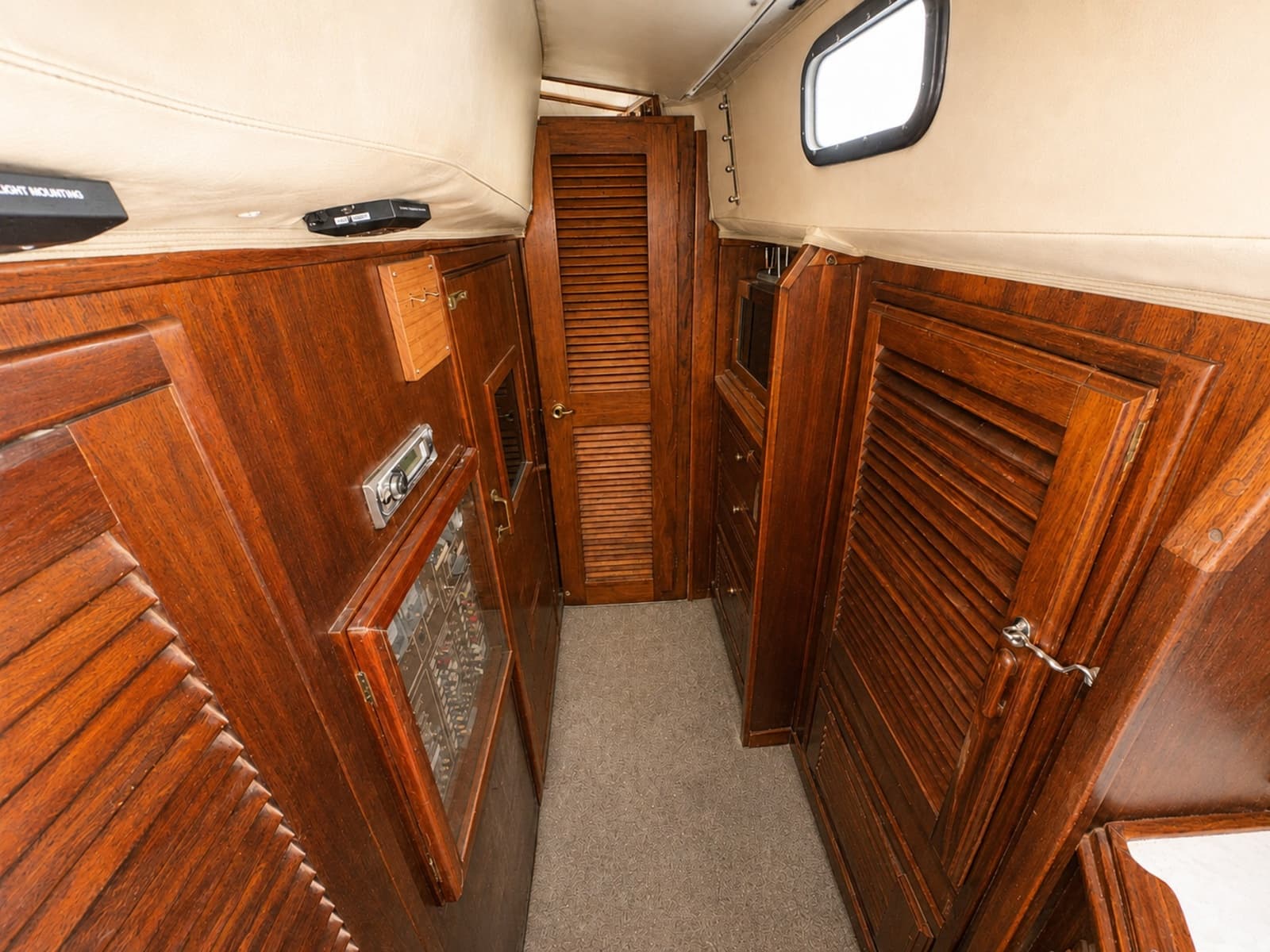 1978 Islander Freeport 41 - Photo 37