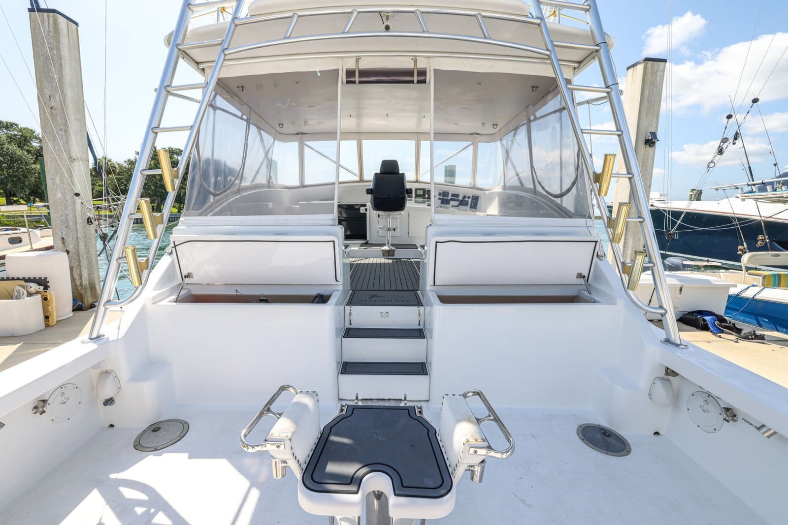 2005 Custom Carolina Express Sportfish - Photo 22