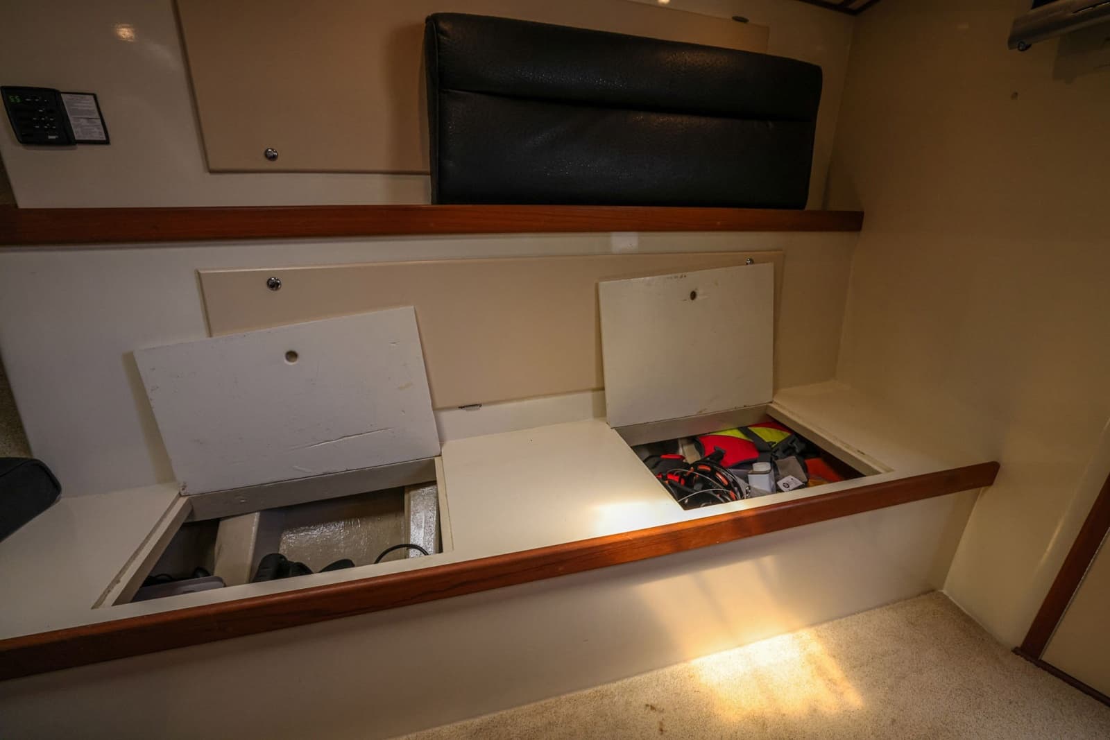2005 Custom Carolina Express Sportfish - Photo 35