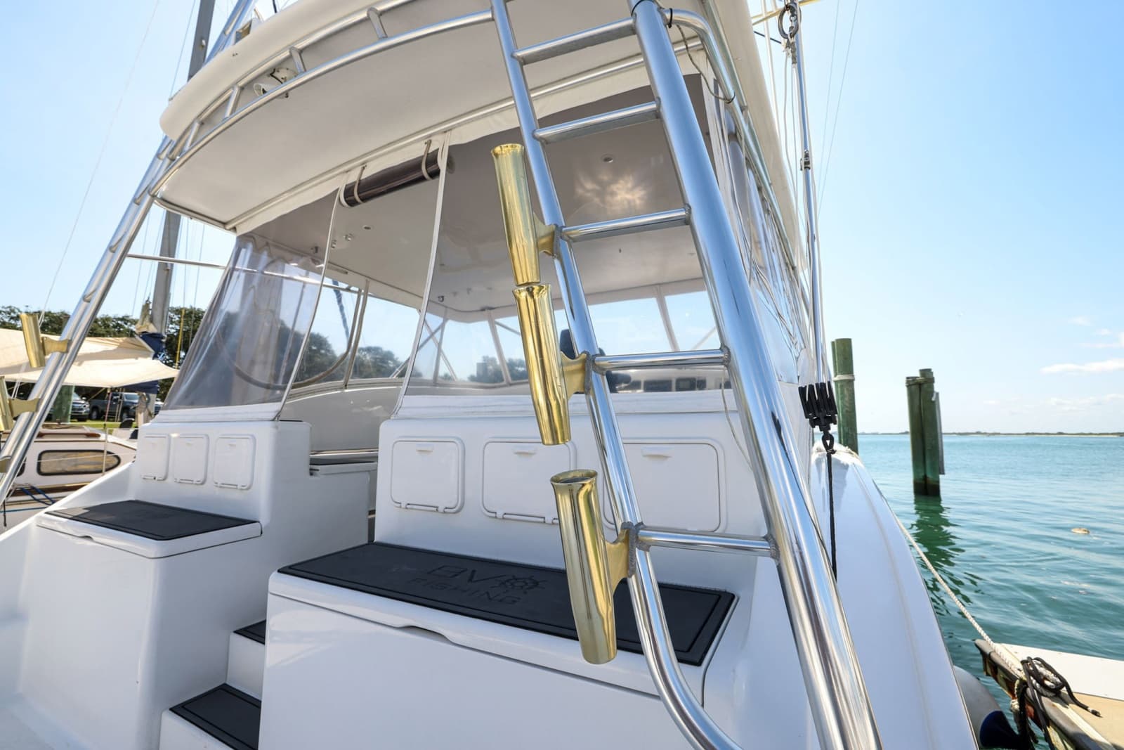 2005 Custom Carolina Express Sportfish - Photo 23