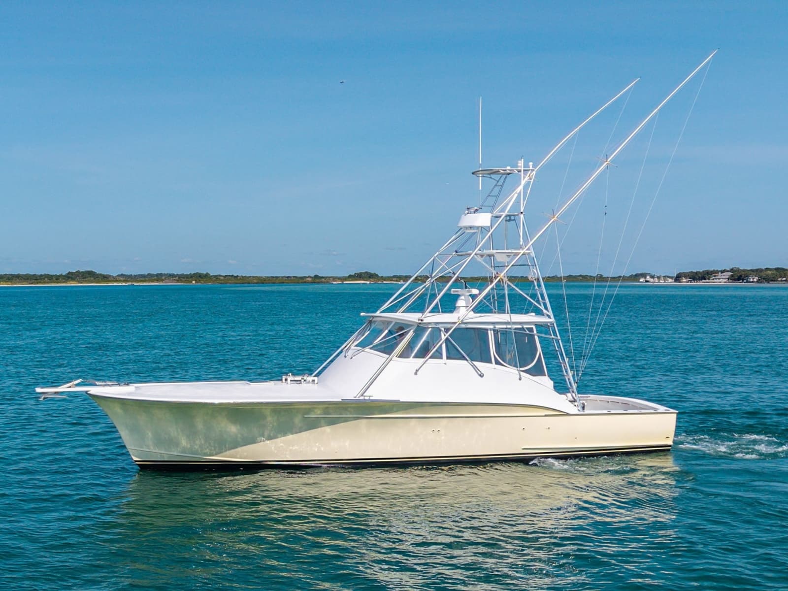 2005 Custom Carolina Express Sportfish - Photo 1