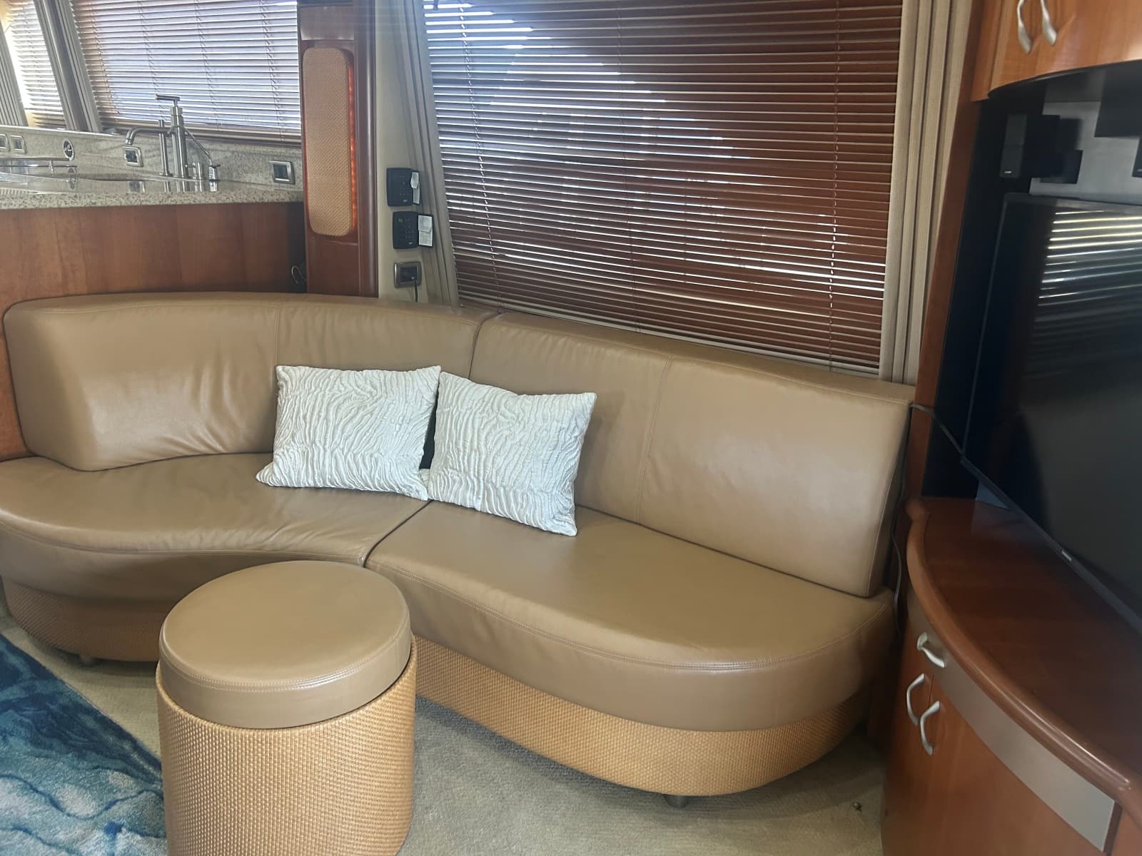 2005 Sea Ray 550 SEDAN BRIDGE - Photo 68