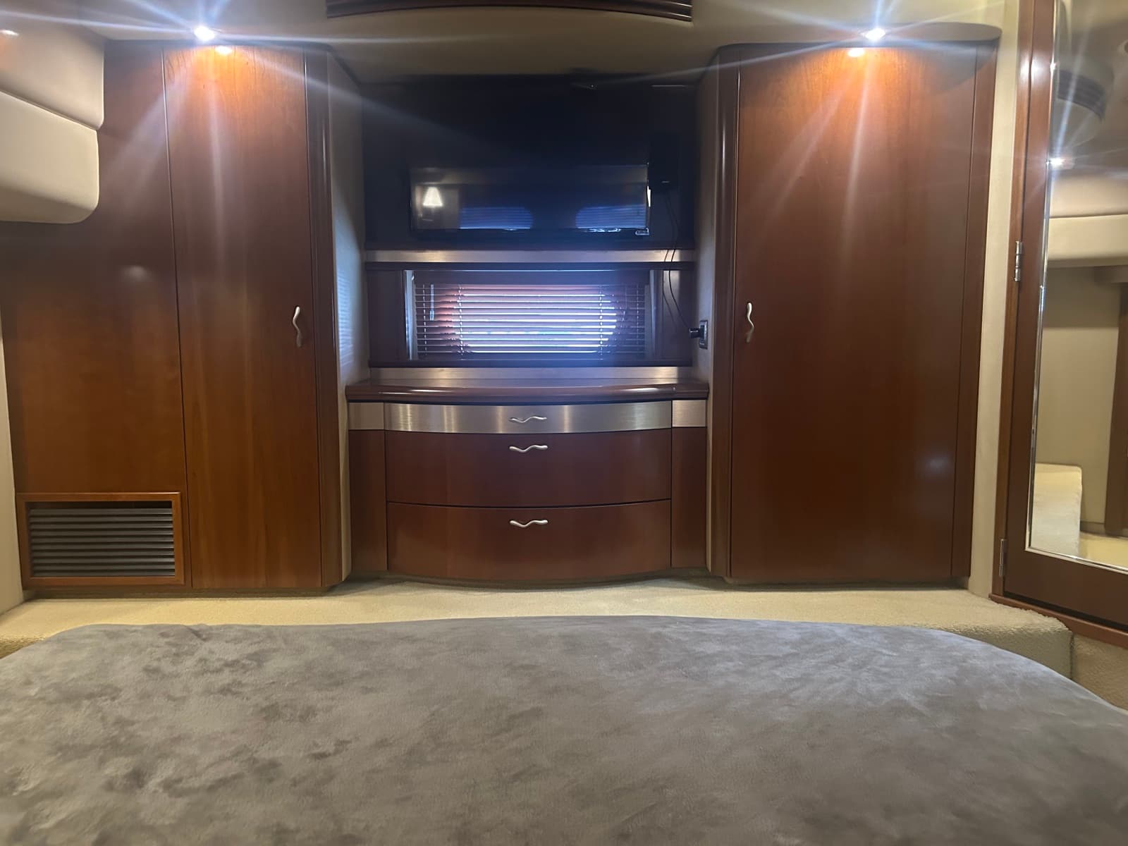 2005 Sea Ray 550 SEDAN BRIDGE - Photo 54