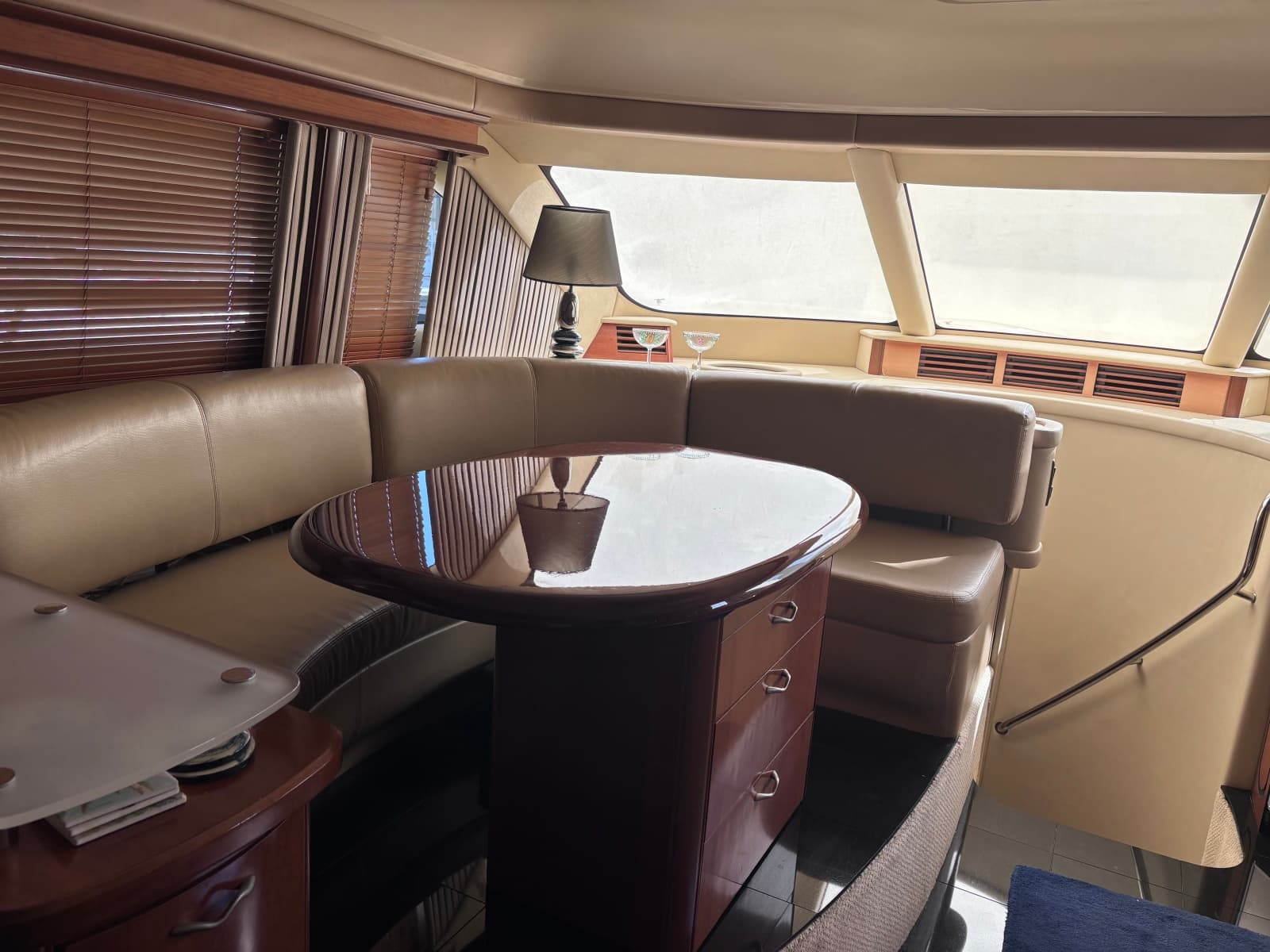 2005 Sea Ray 550 SEDAN BRIDGE - Photo 15