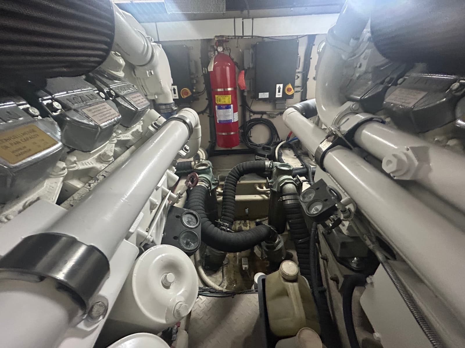 2005 Sea Ray 550 SEDAN BRIDGE - Photo 32