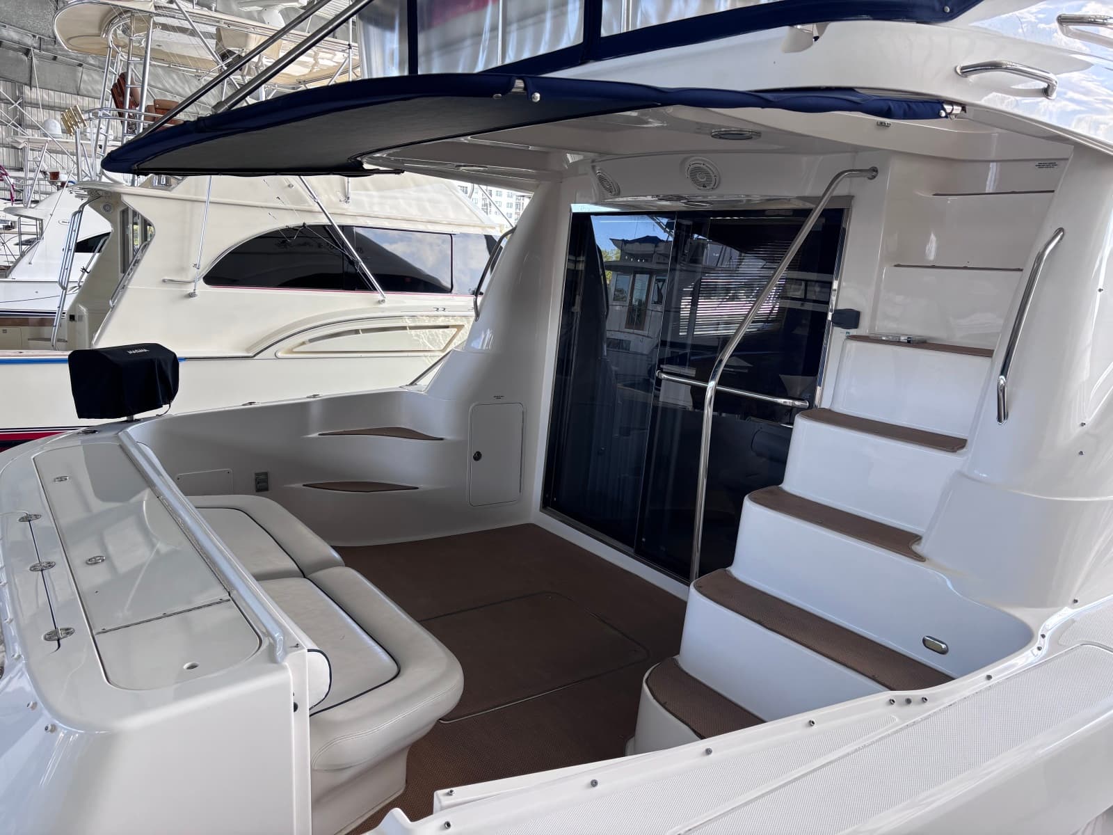 2005 Sea Ray 550 SEDAN BRIDGE - Photo 10