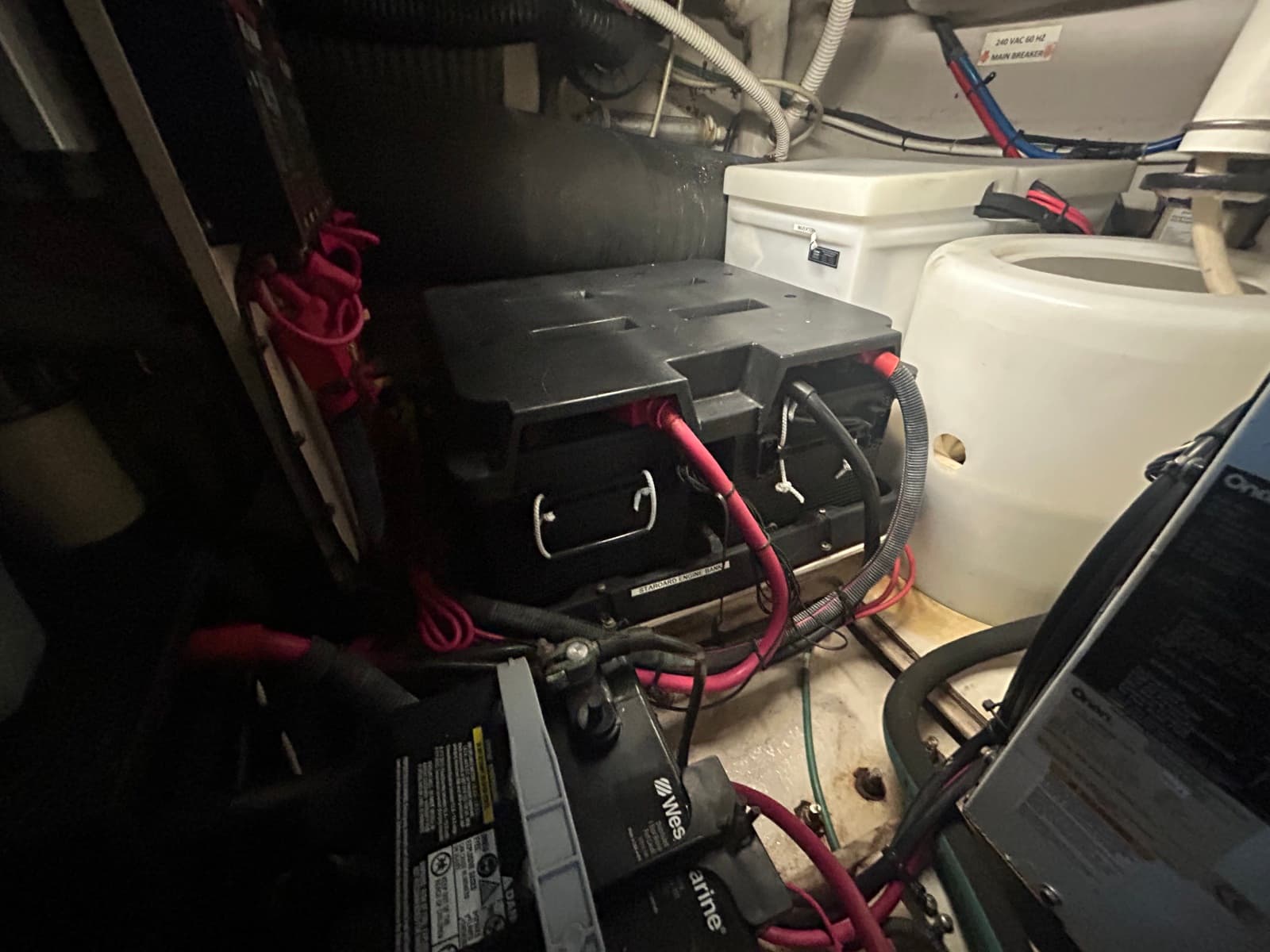 2005 Sea Ray 550 SEDAN BRIDGE - Photo 30