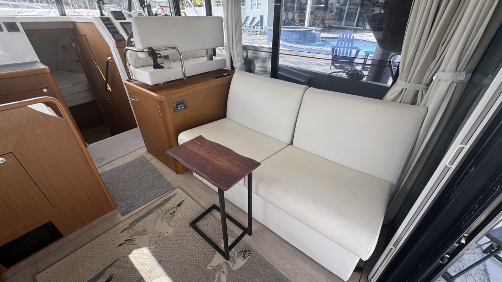 2022 Beneteau Swift Trawler 35 - Photo 7