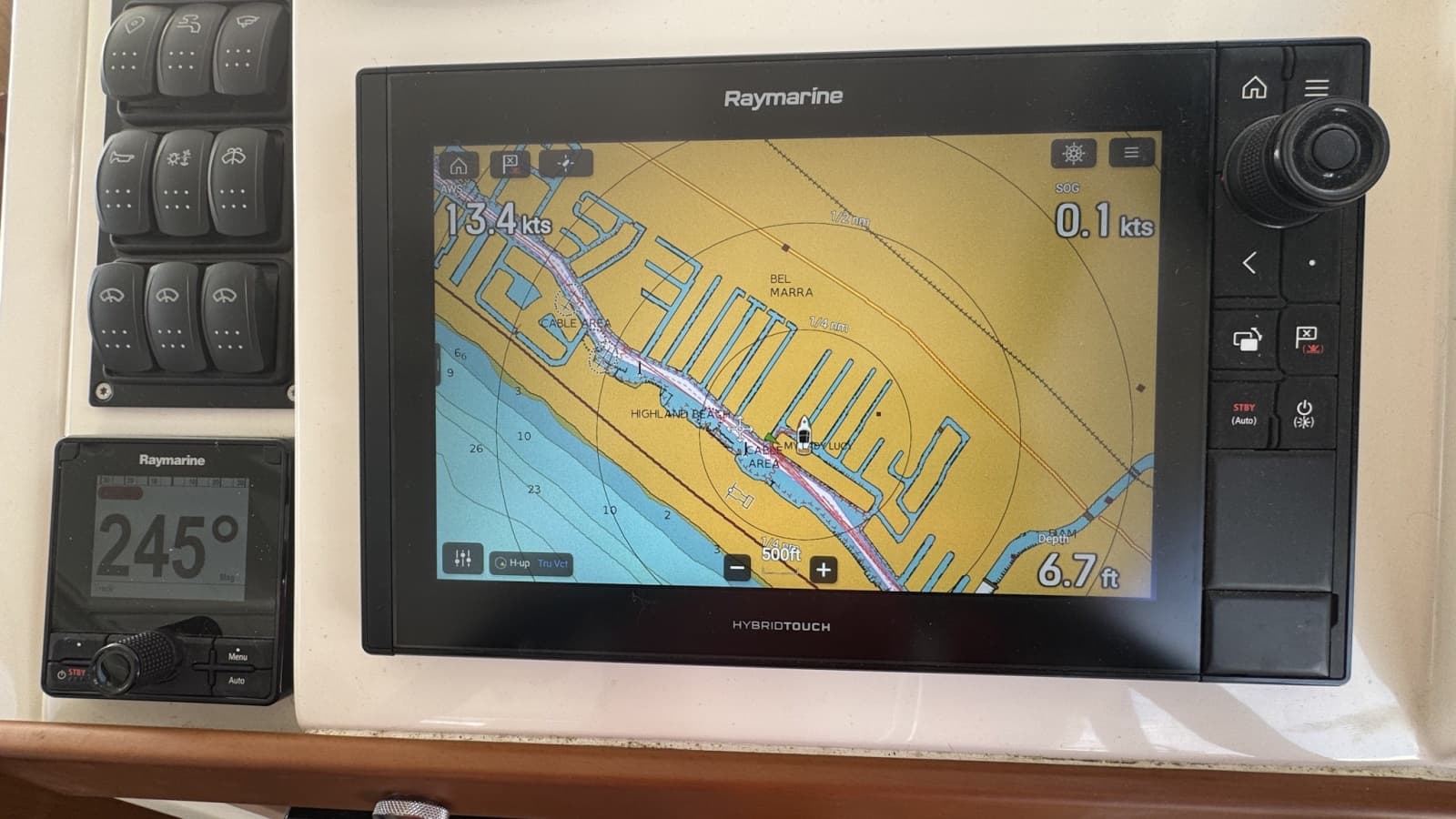 2022 Beneteau Swift Trawler 35 - Photo 14