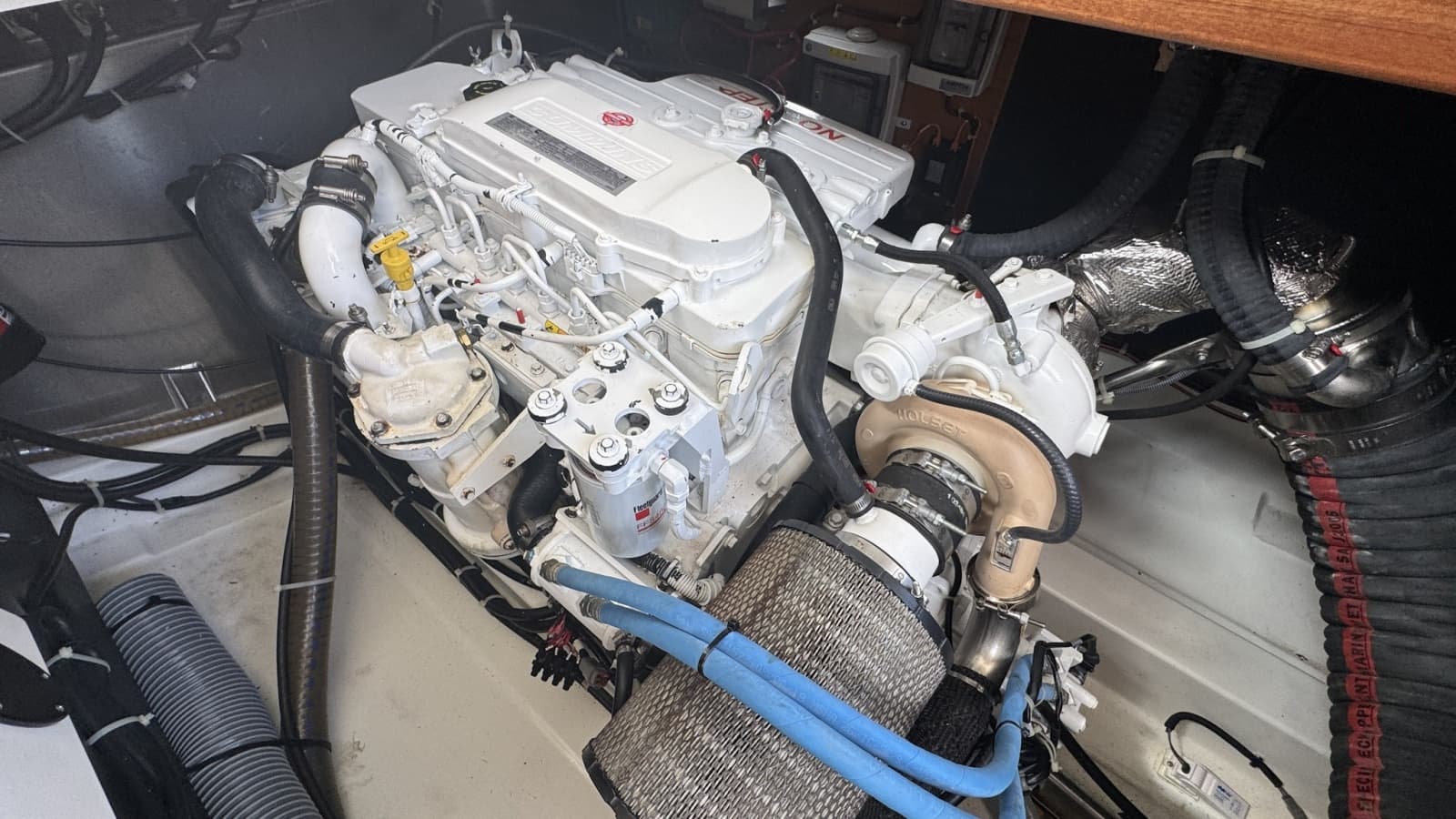 2022 Beneteau Swift Trawler 35 - Photo 39