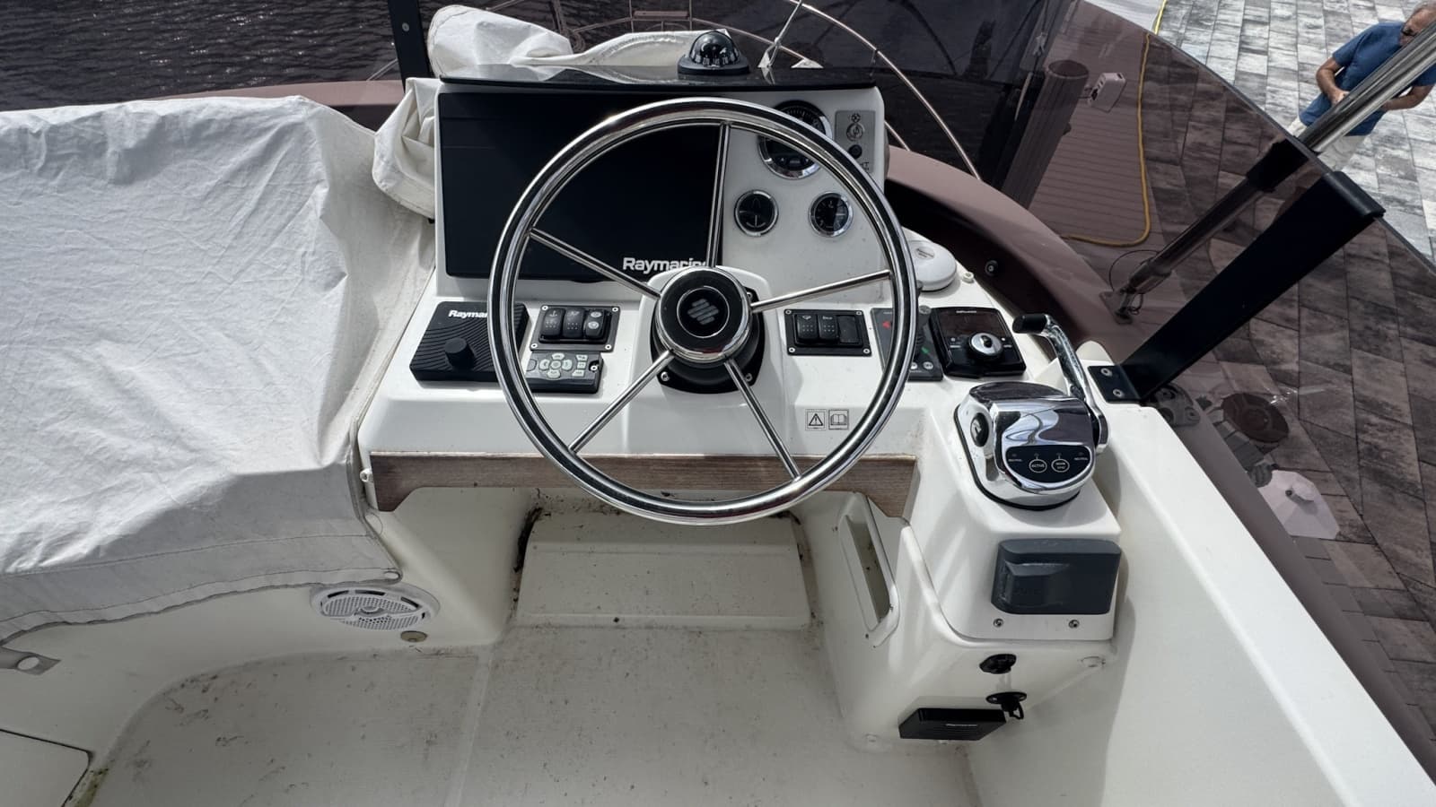 2022 Beneteau Swift Trawler 35 - Photo 30