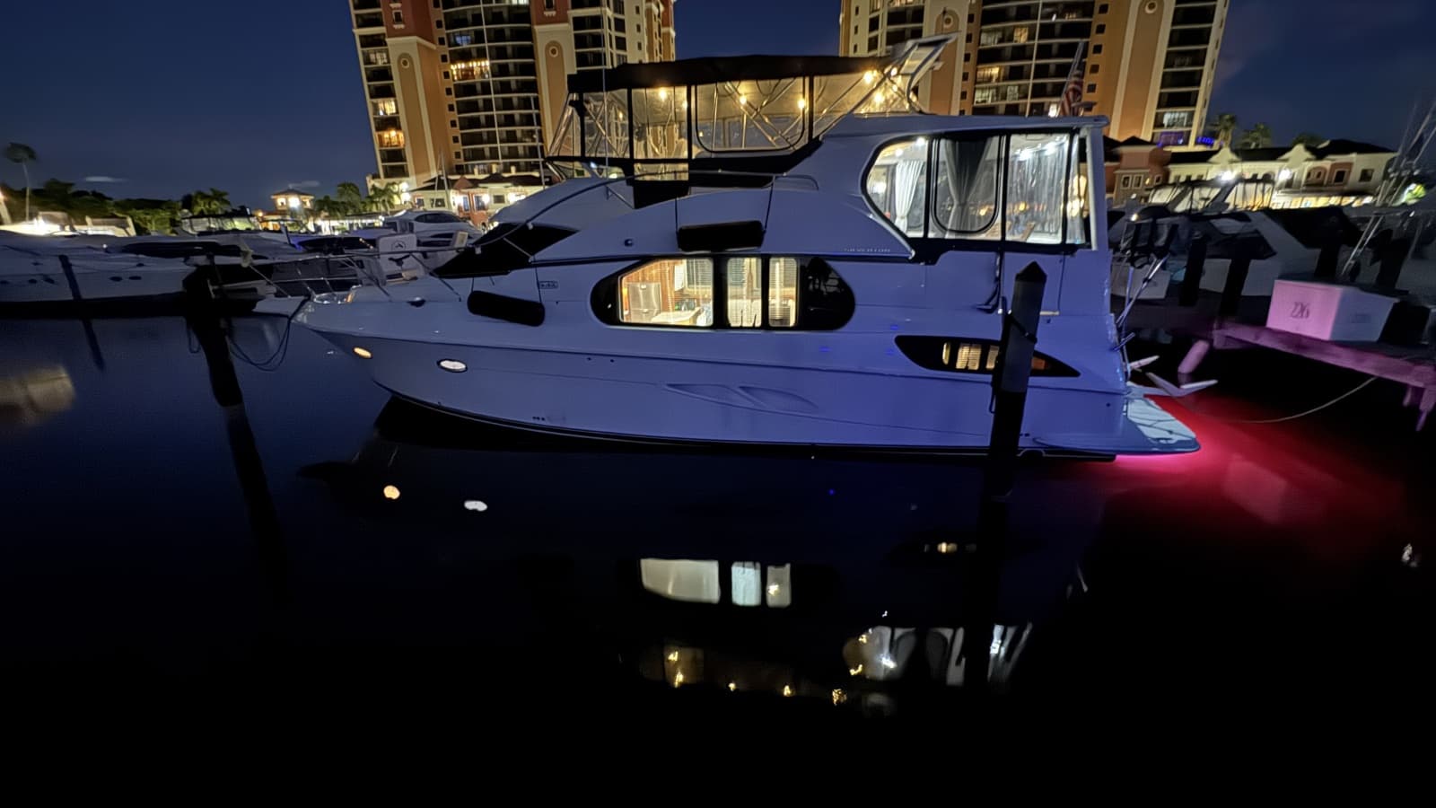 2002 Silverton 43 Motor Yacht - Photo 5