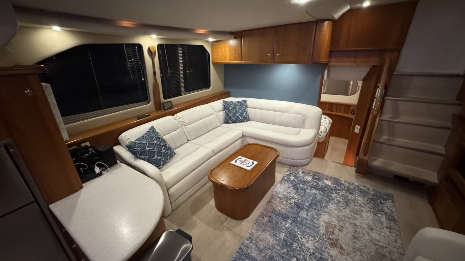 2002 Silverton 43 Motor Yacht - Photo 17