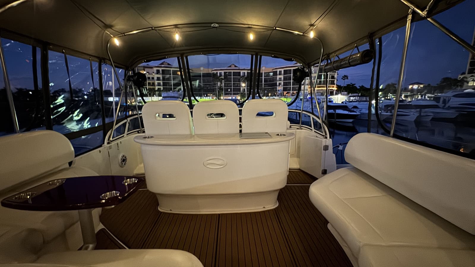 2002 Silverton 43 Motor Yacht - Photo 7