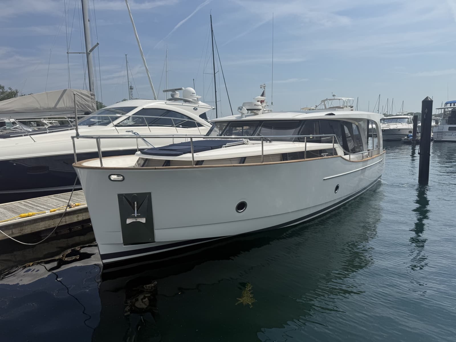 2021 Greenline 40 Hybrid - Photo 2