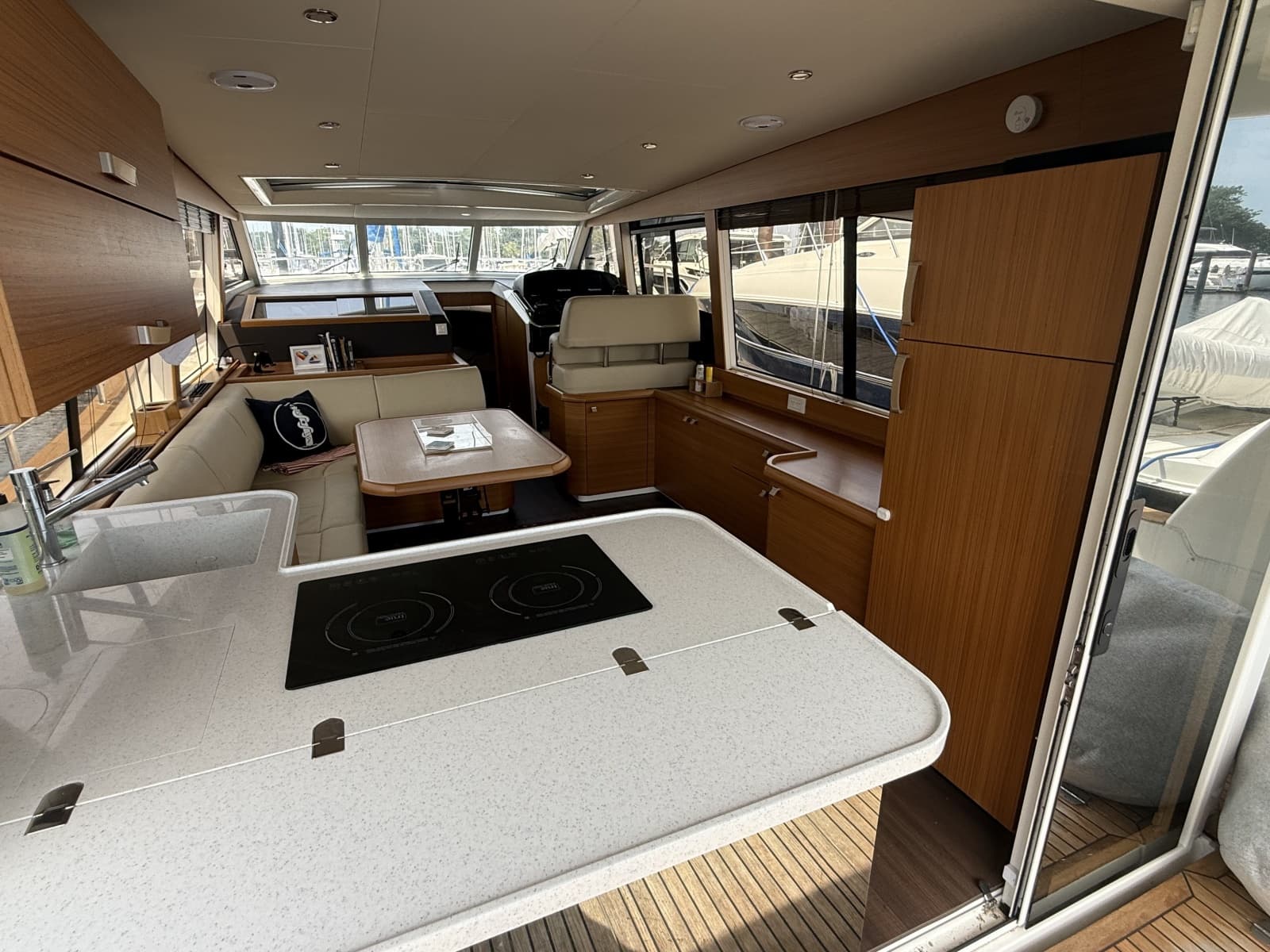2021 Greenline 40 Hybrid - Photo 11