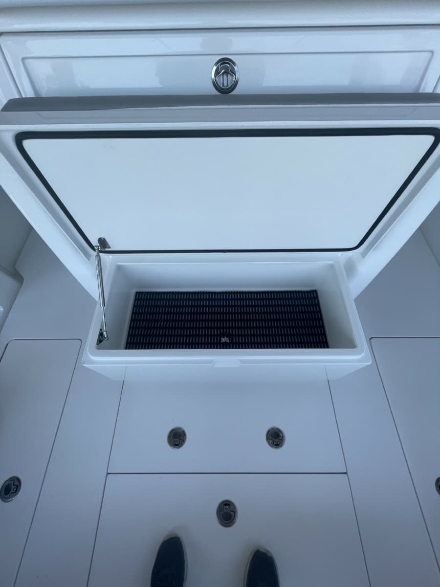 2025 Valhalla Boatworks V-33 - Photo 24