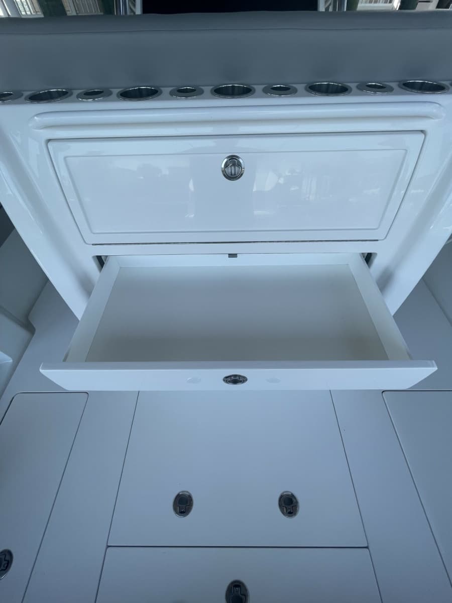 2025 Valhalla Boatworks V-33 - Photo 22