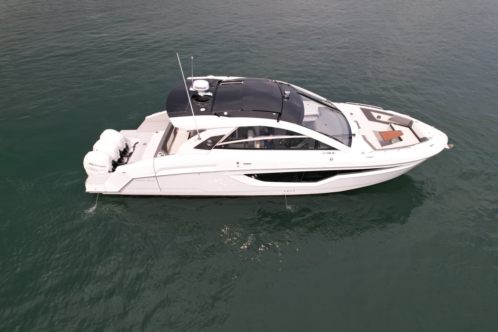 2021 Cruisers Yachts 42 GLS OB - Photo 2
