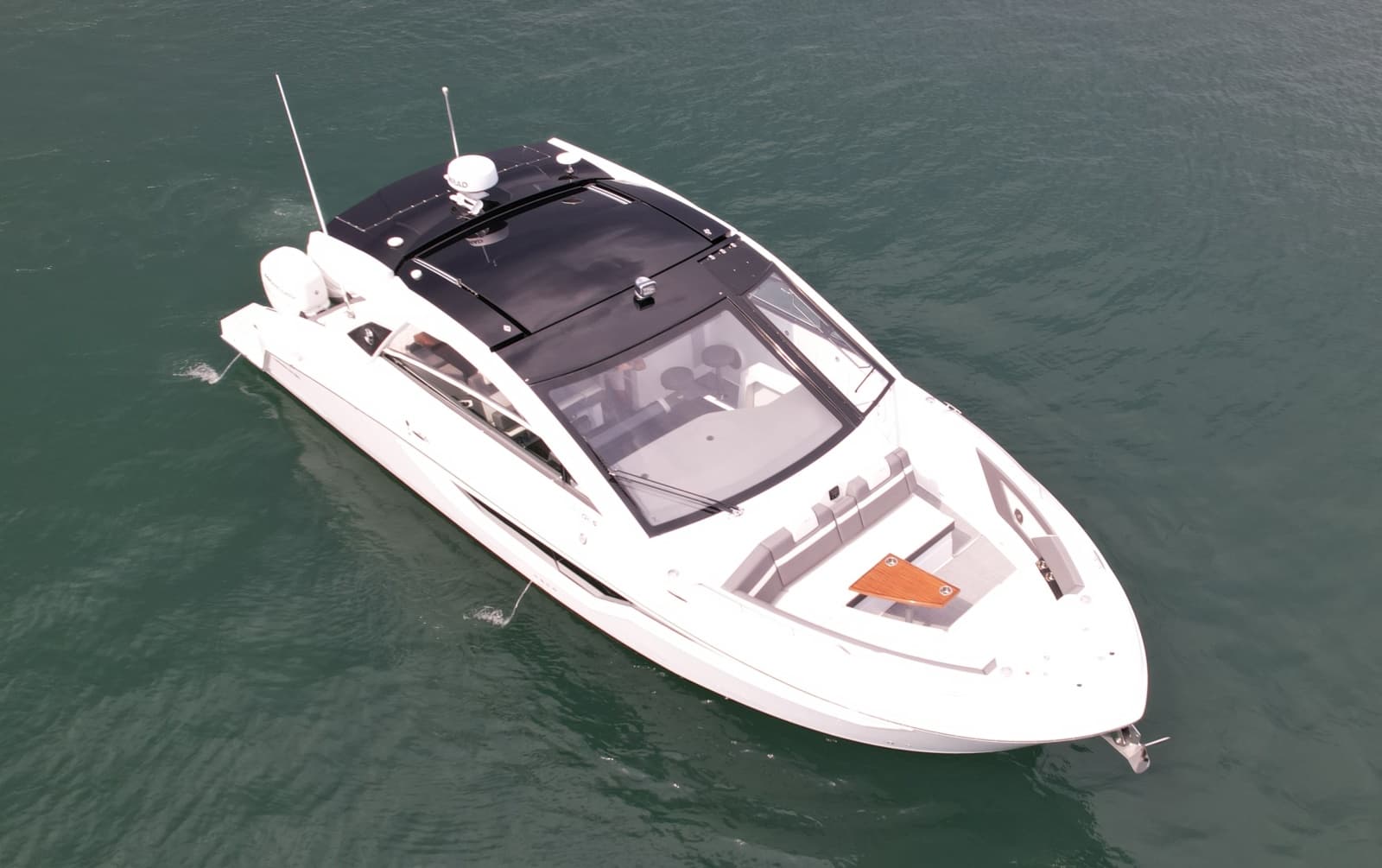 2021 Cruisers Yachts 42 GLS OB - Photo 3