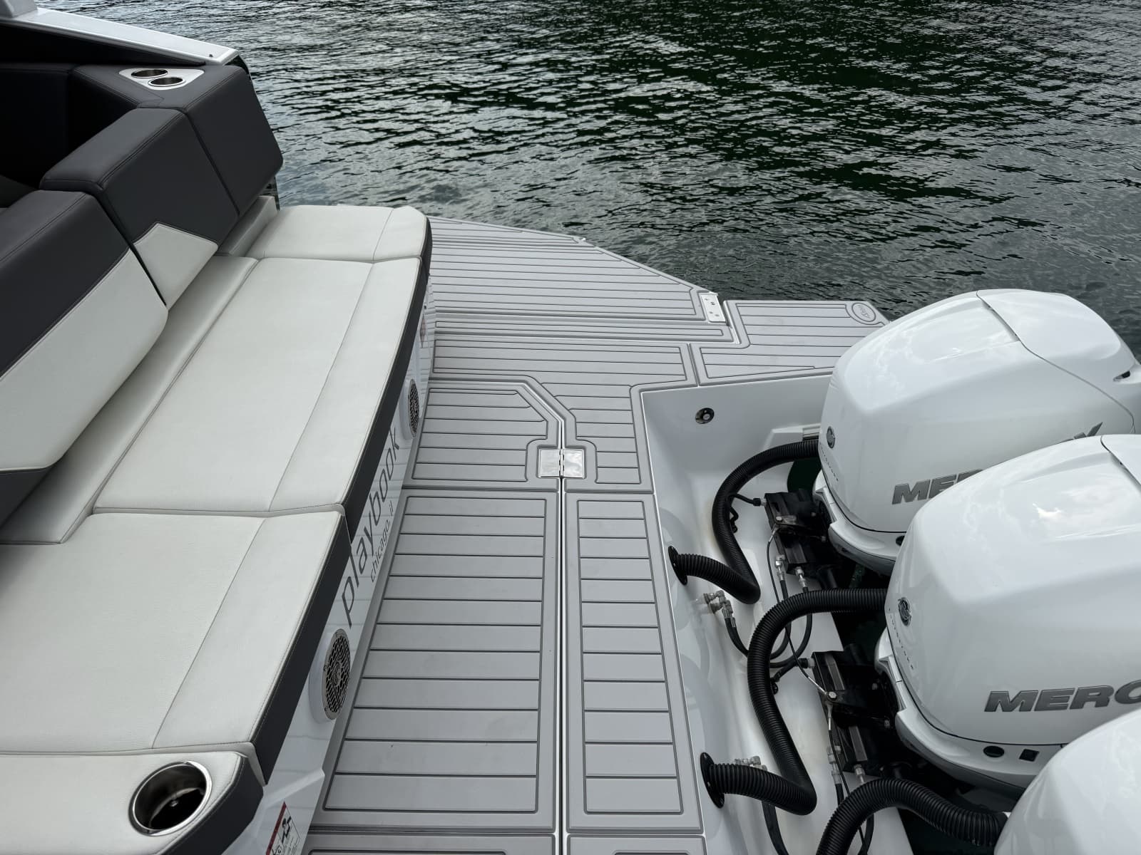 2021 Cruisers Yachts 42 GLS OB - Photo 42