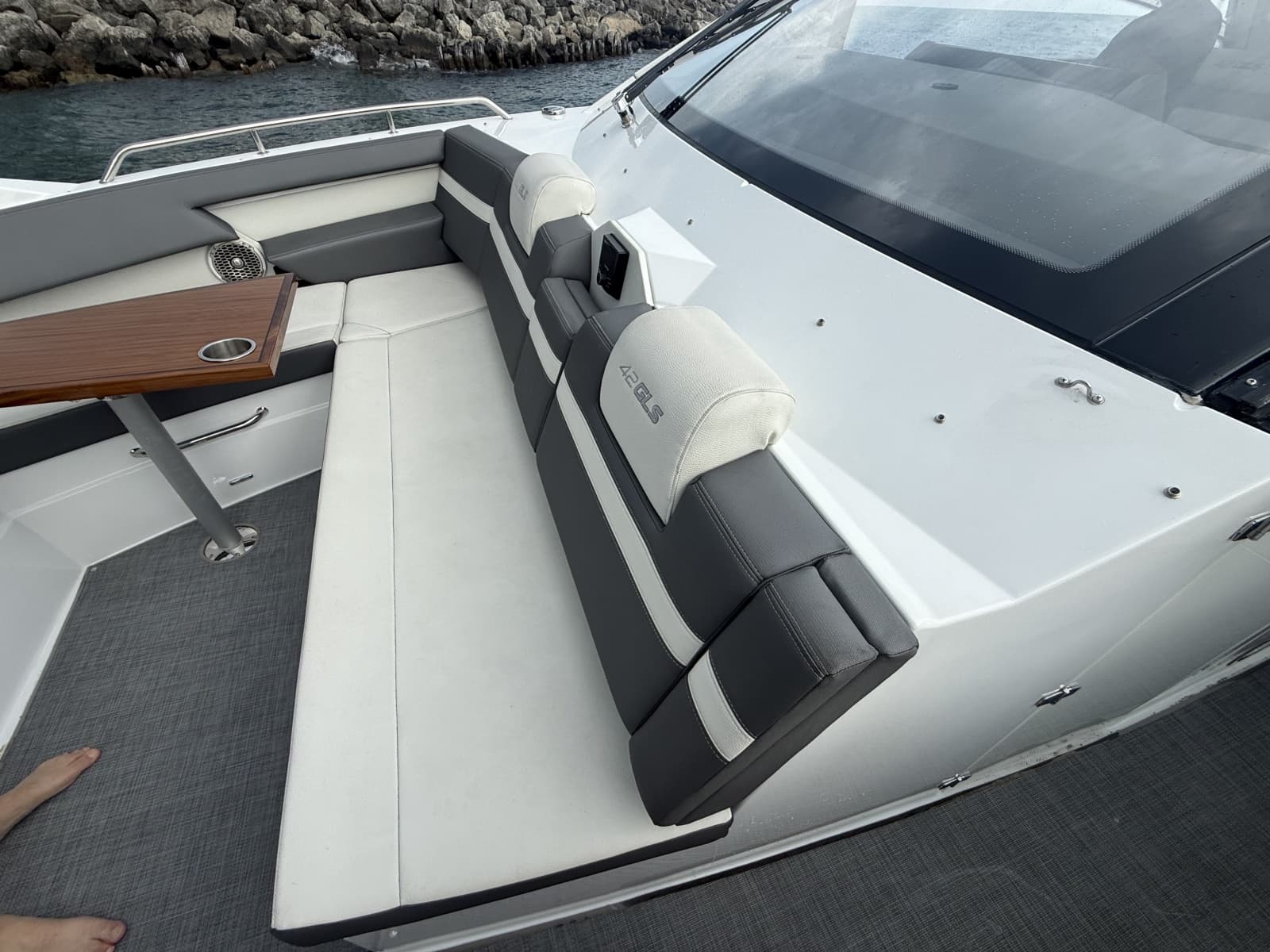2021 Cruisers Yachts 42 GLS OB - Photo 27