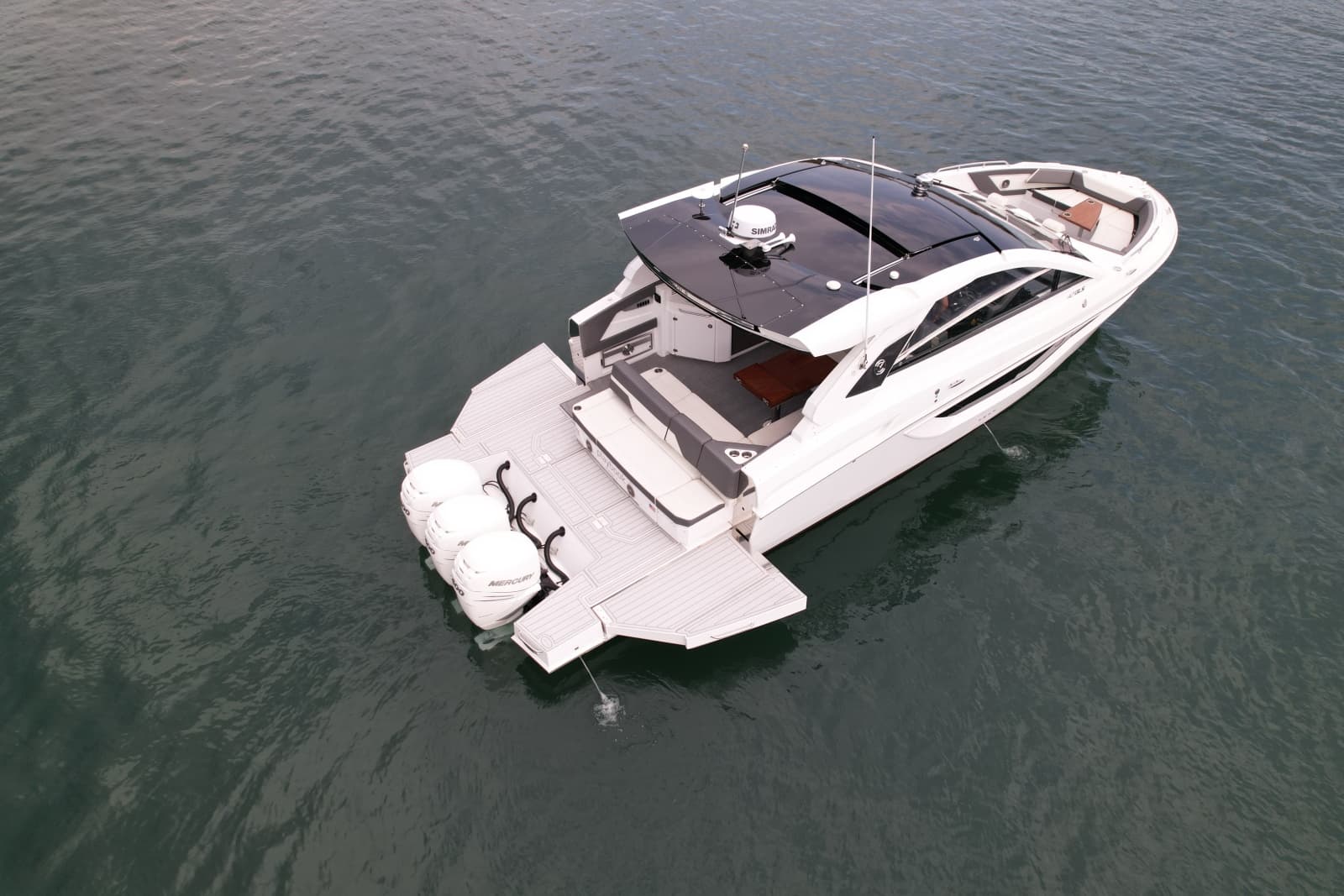 2021 Cruisers Yachts 42 GLS OB - Photo 6
