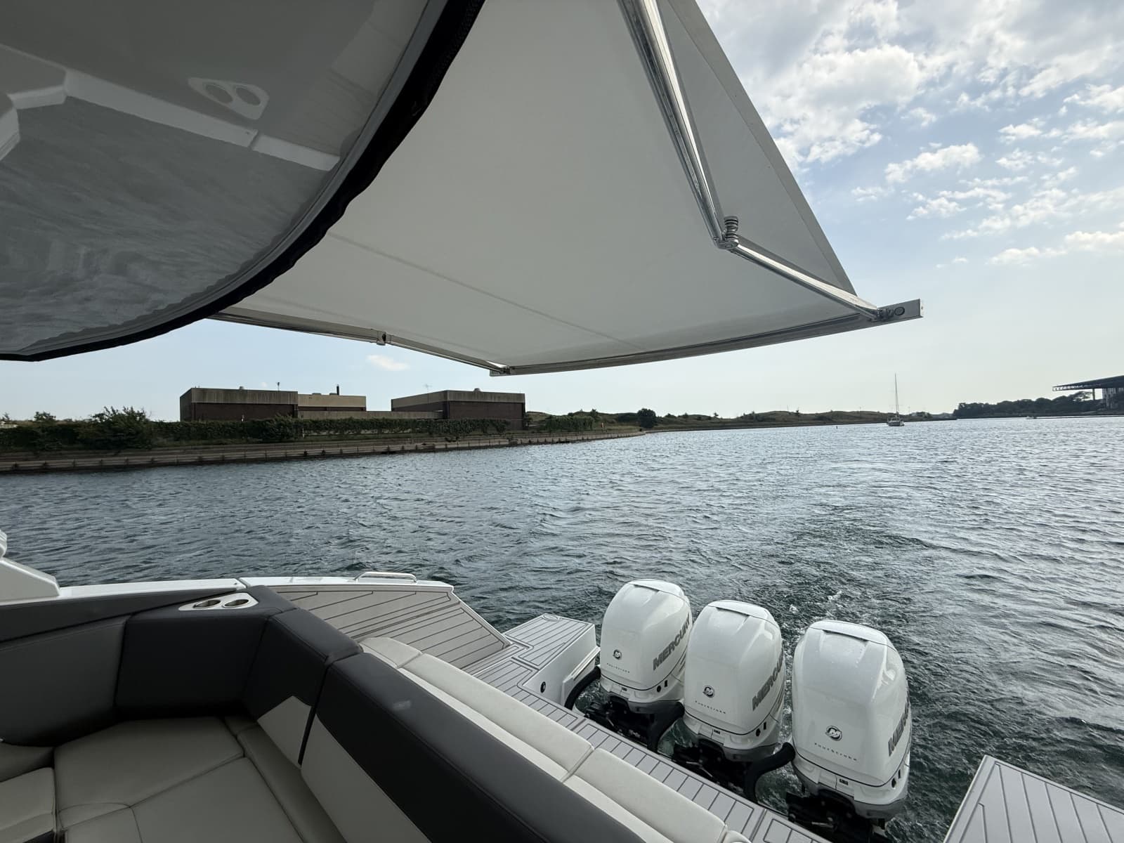 2021 Cruisers Yachts 42 GLS OB - Photo 48