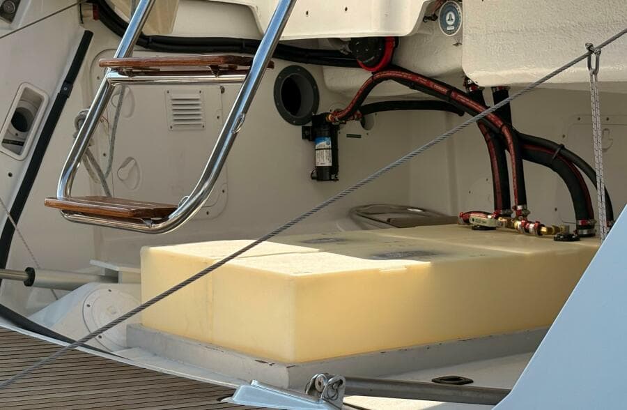 2012 Jeanneau Yacht 57 - Photo 12