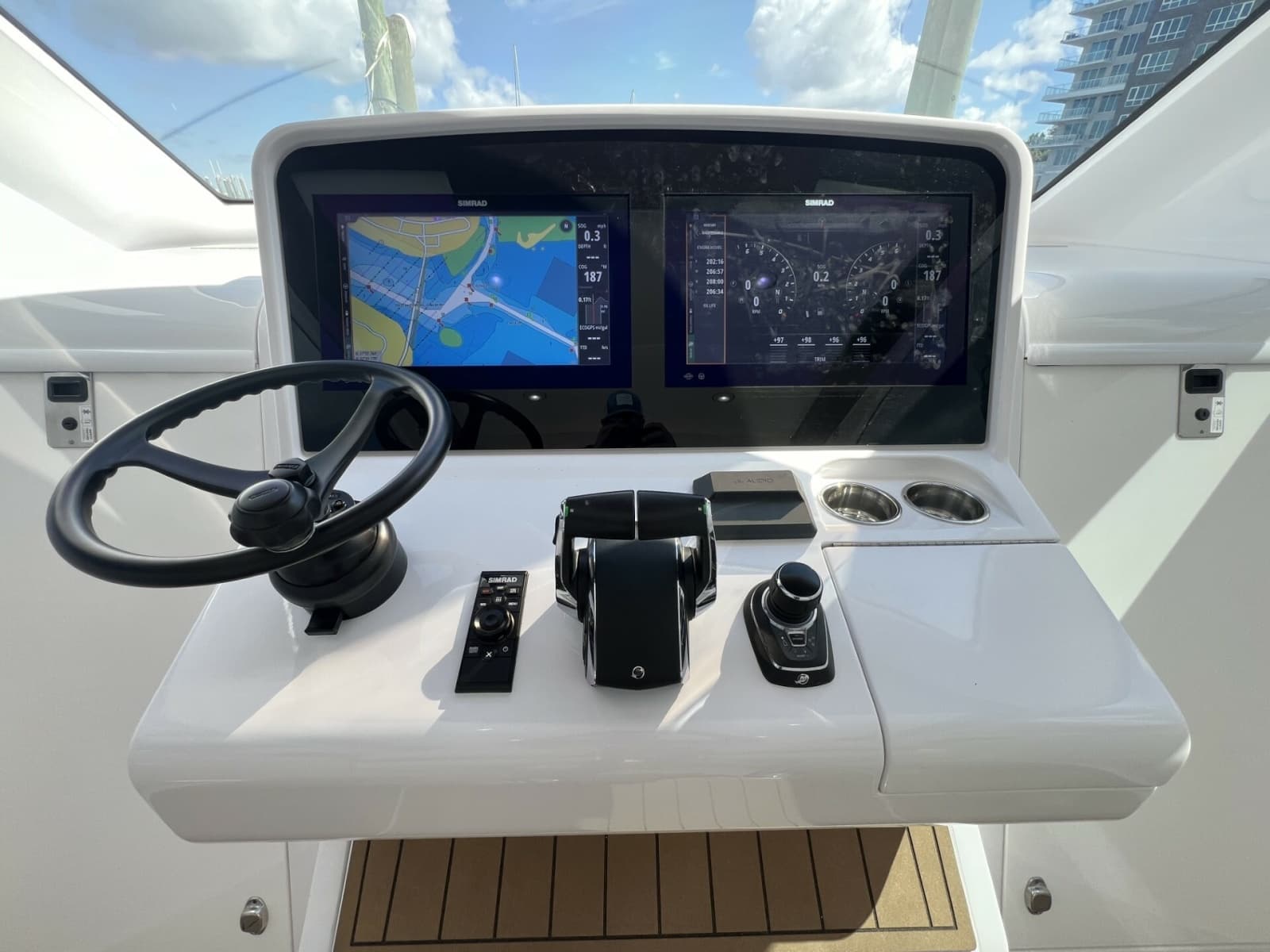 2023 Queens Yachts Custom Smith - Photo 28